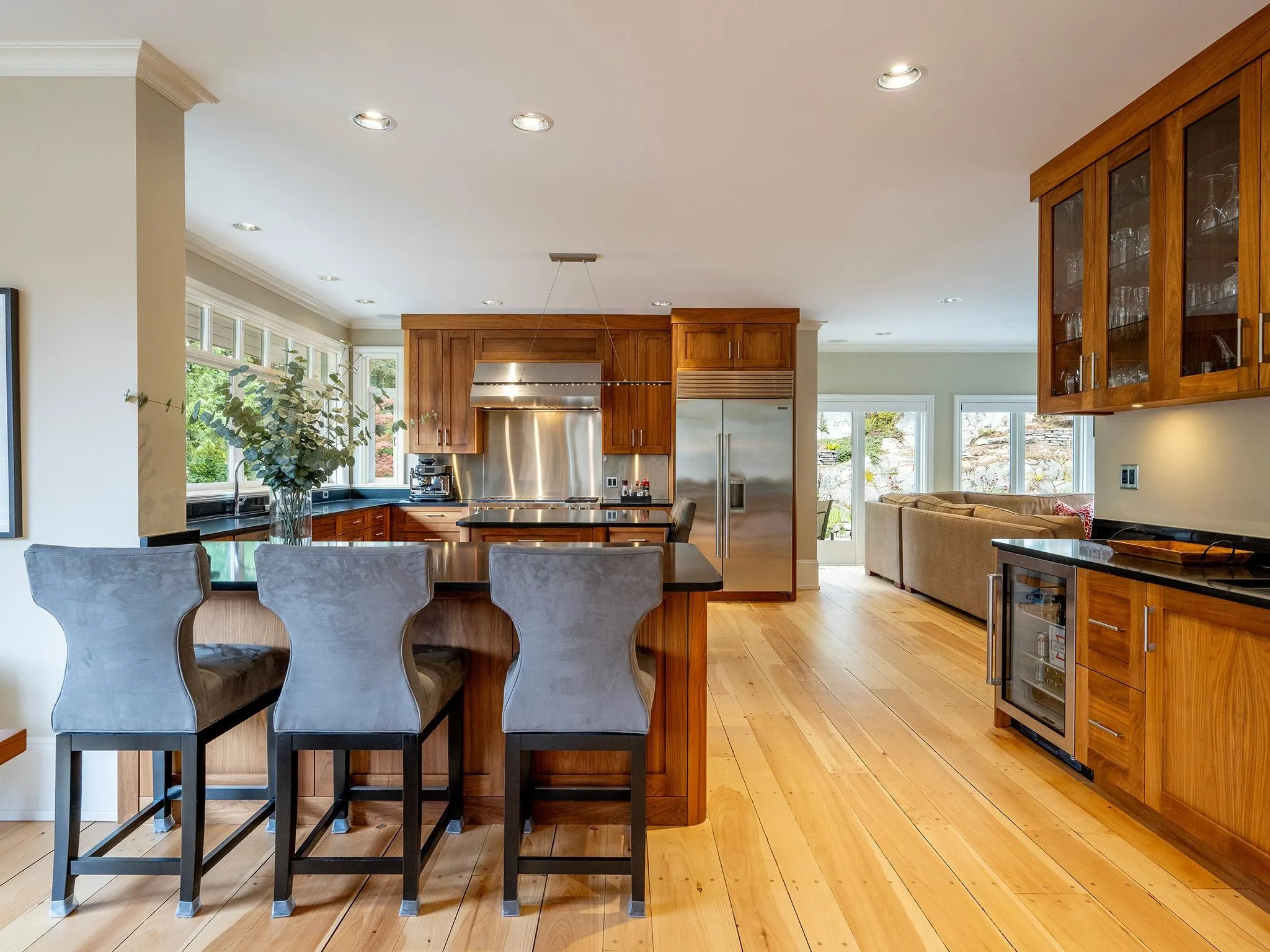 3232 Peak Drive