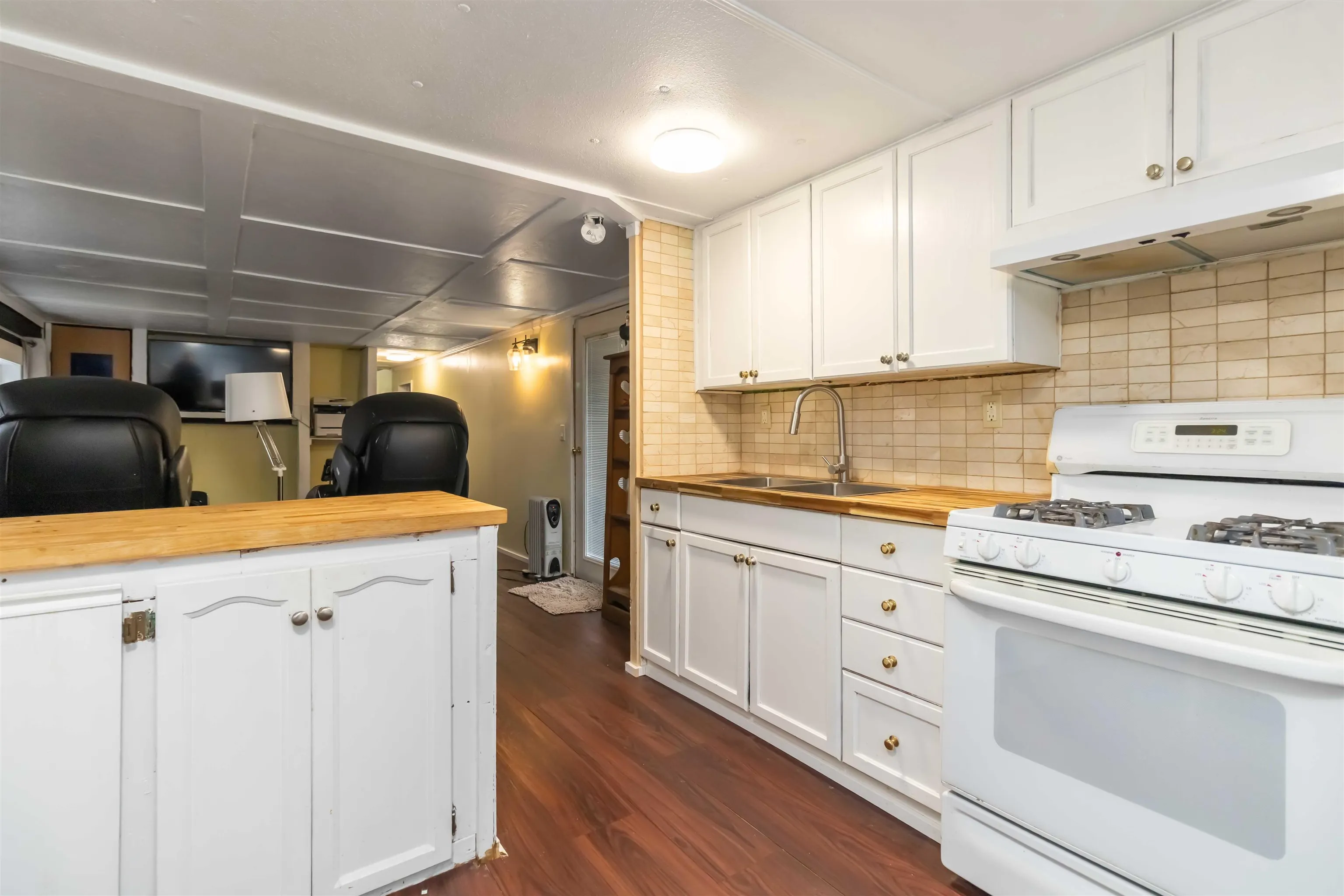 41711 Taylor Road #11