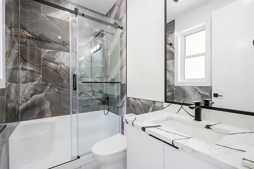 2263 Monashee Court