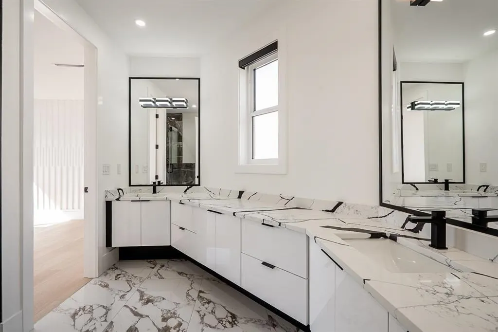 2263 Monashee Court