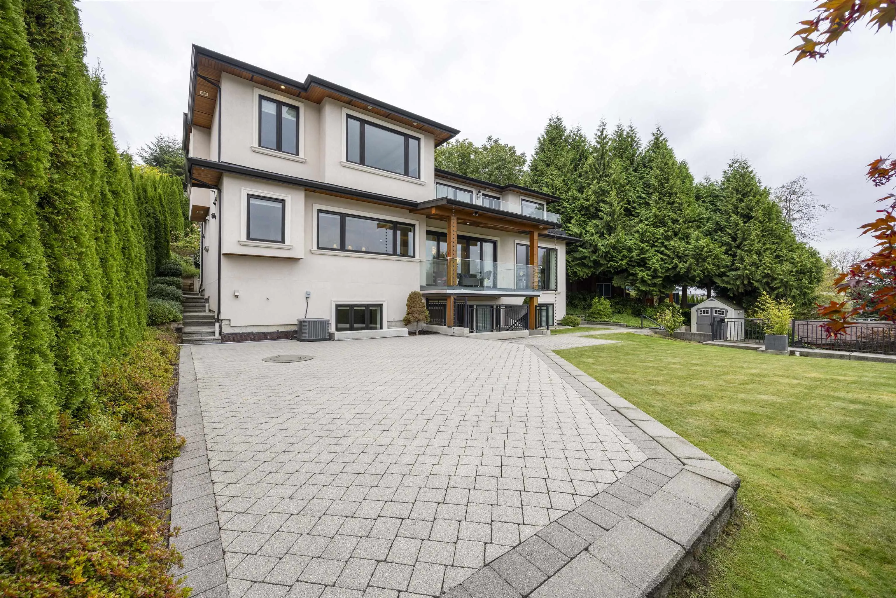 5111 Harbour View Road
