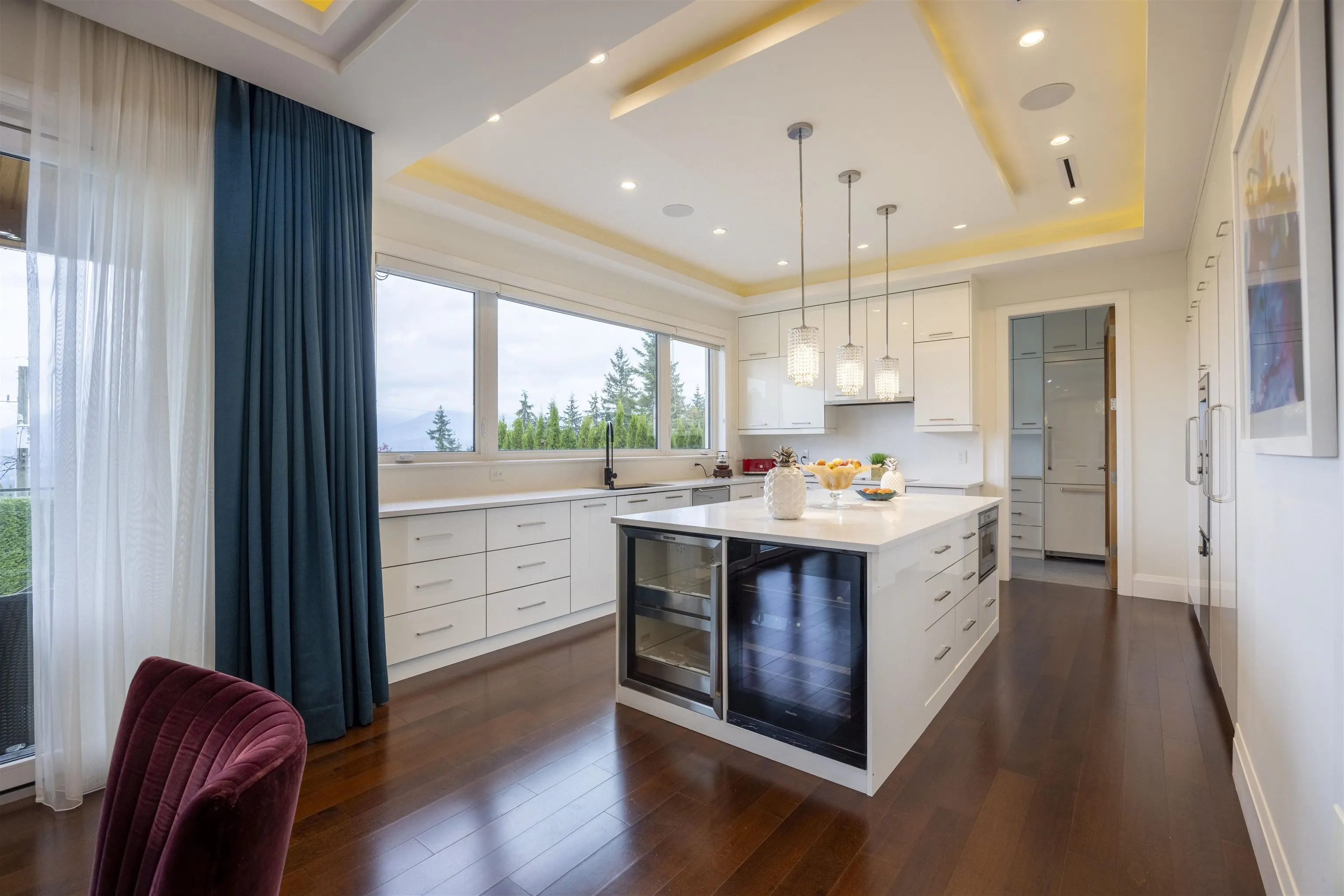 5111 Harbour View Road