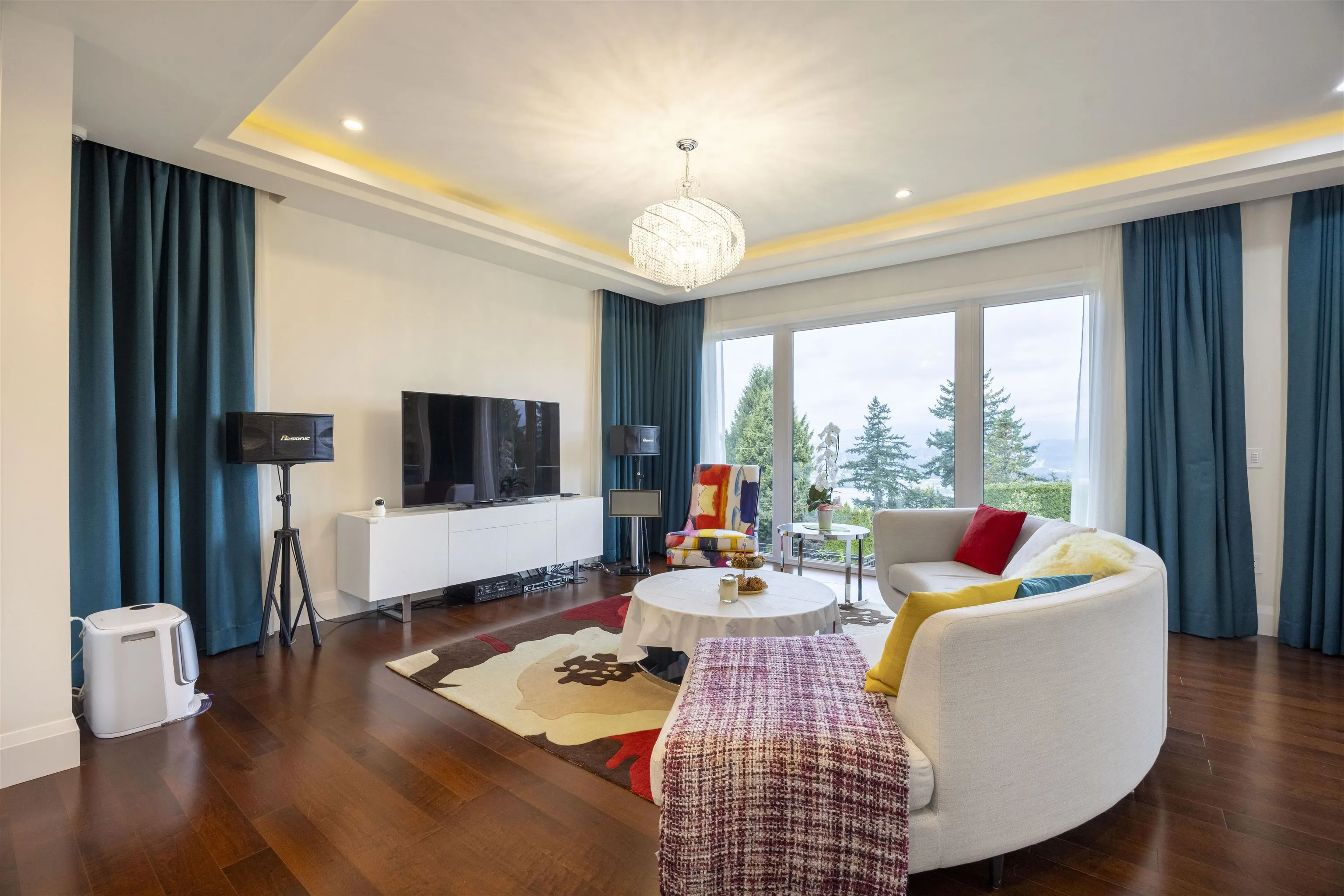 5111 Harbour View Road