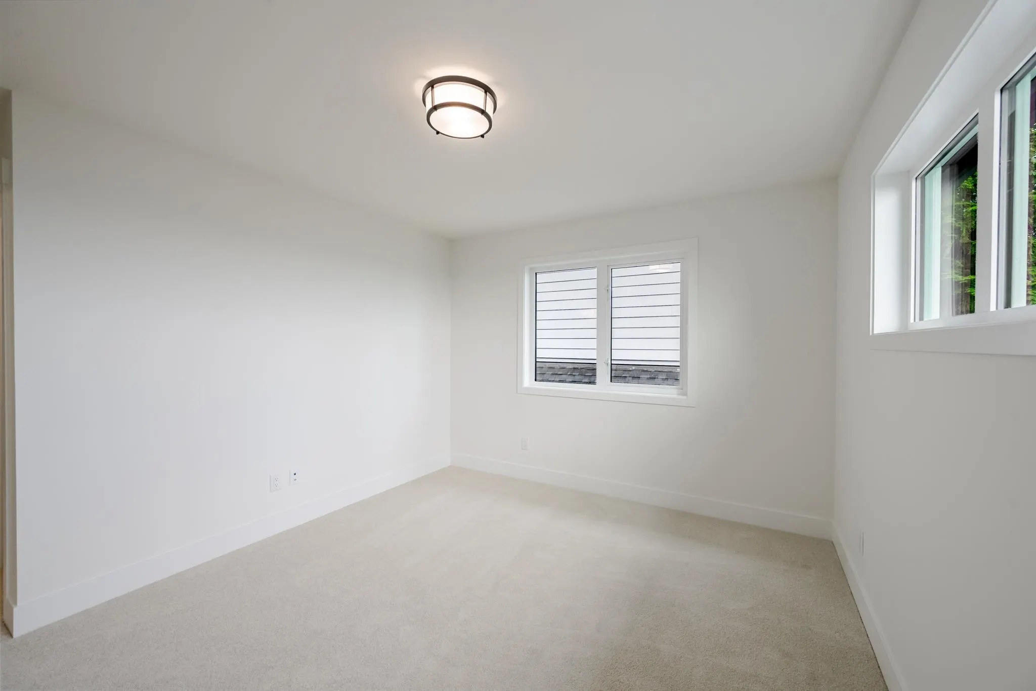3593 Mee Place