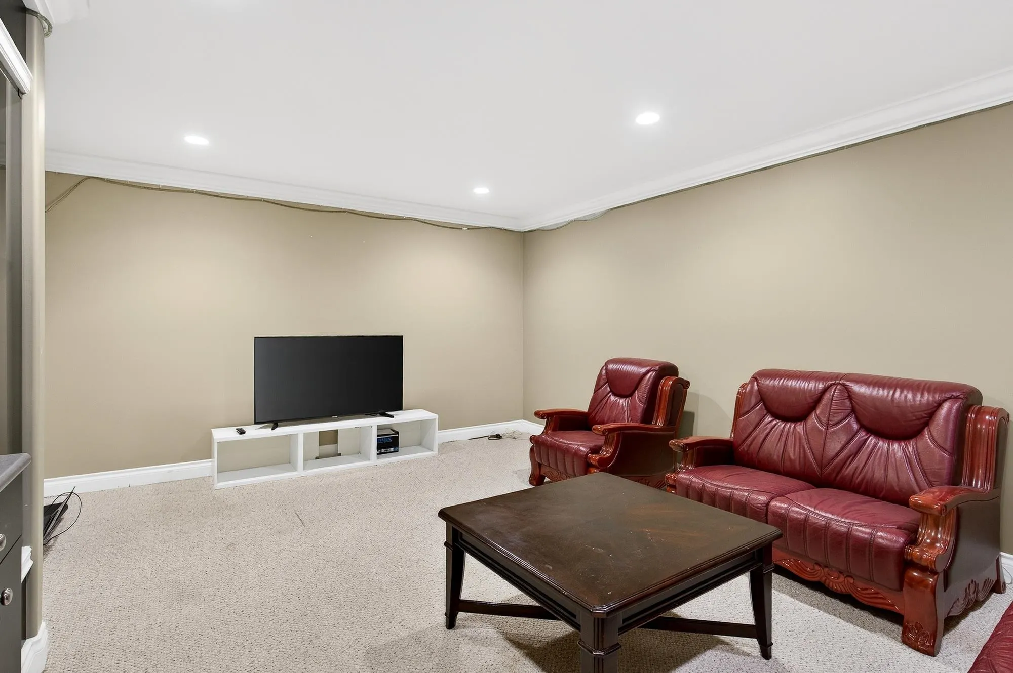 18048 99a Avenue