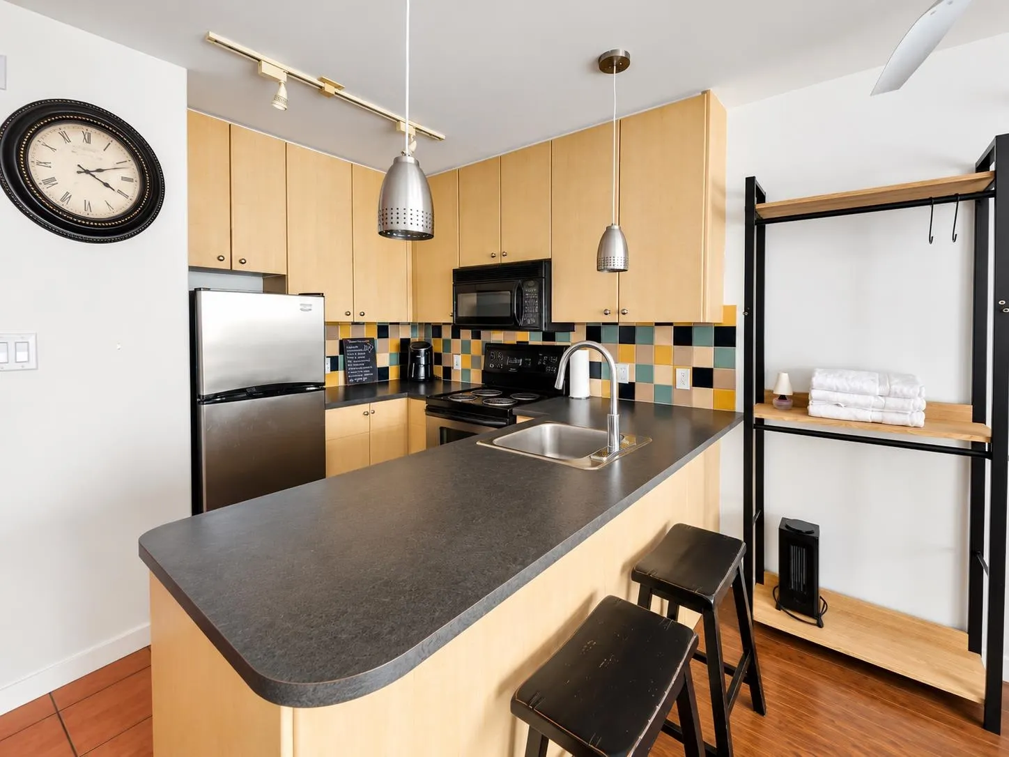 819 Hamilton Street #1205