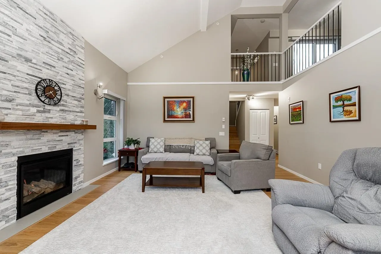 13911 70 Avenue #302