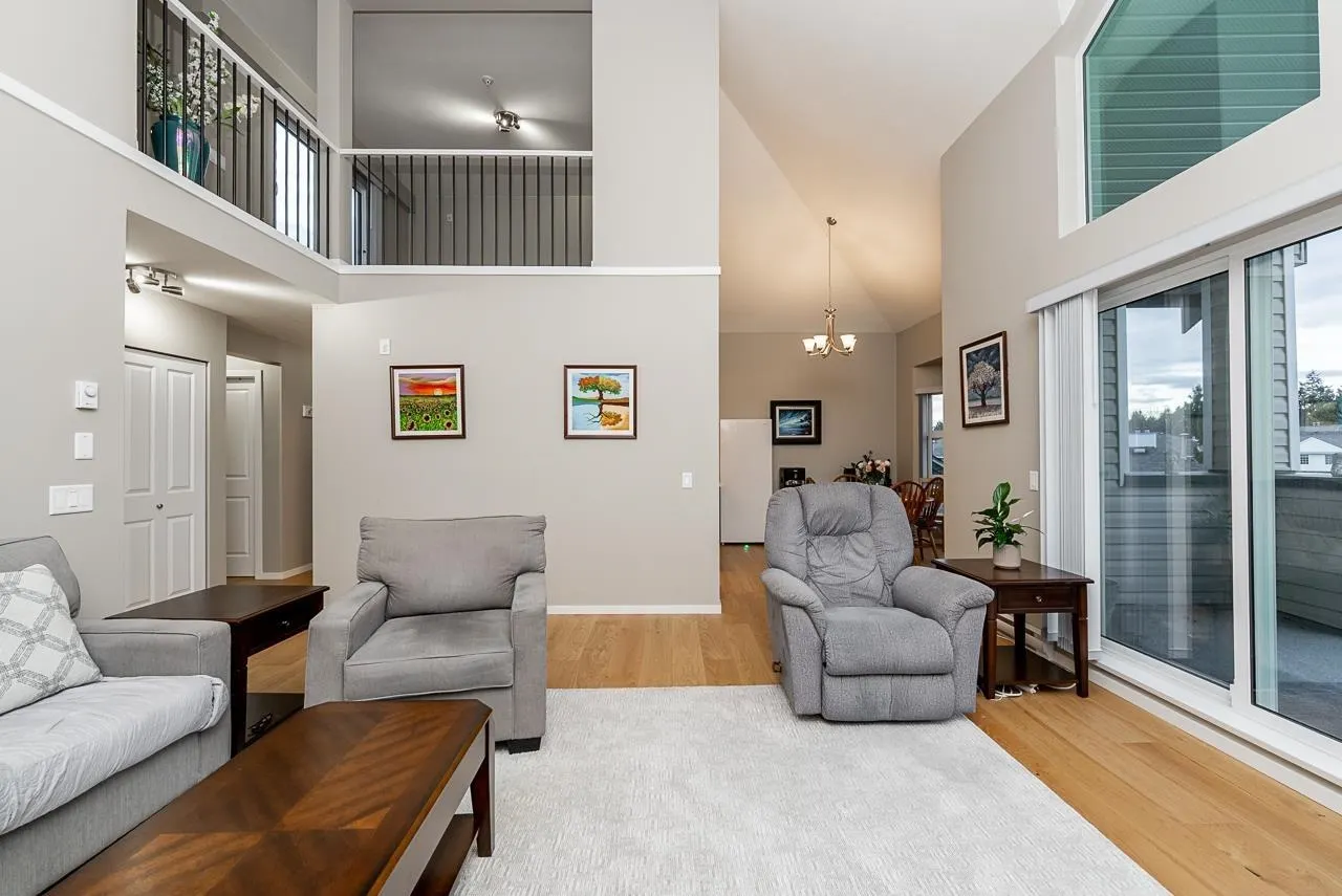 13911 70 Avenue #302