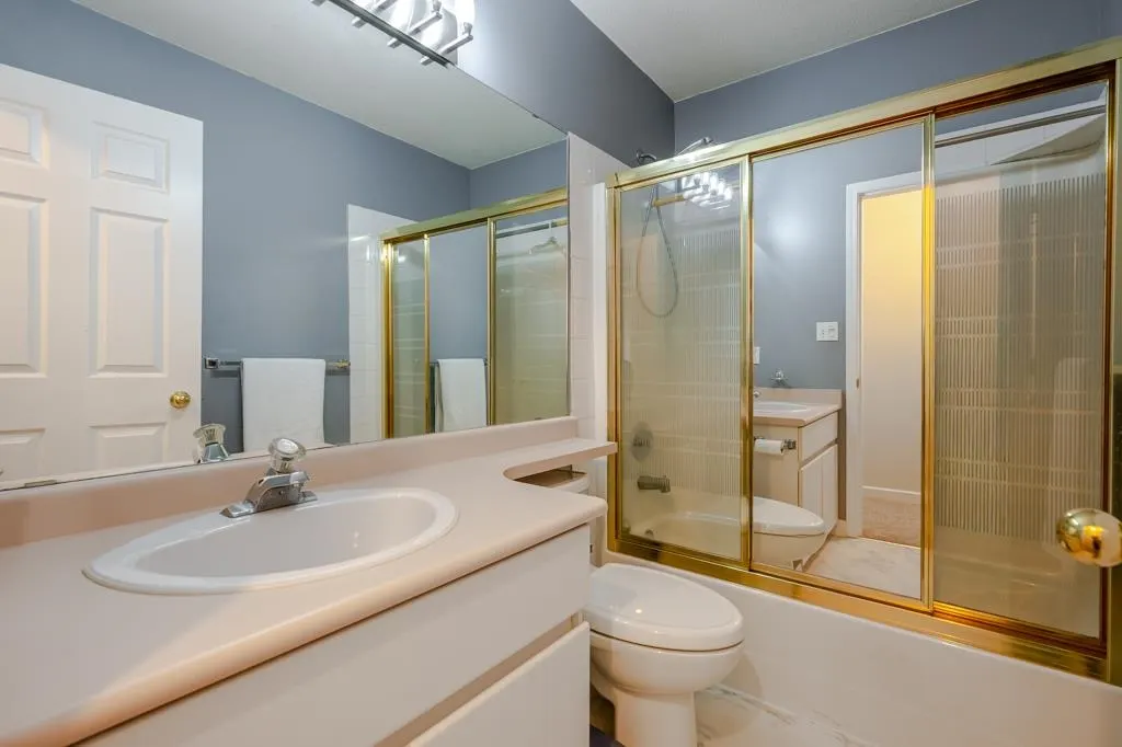 10250 155a Street #112