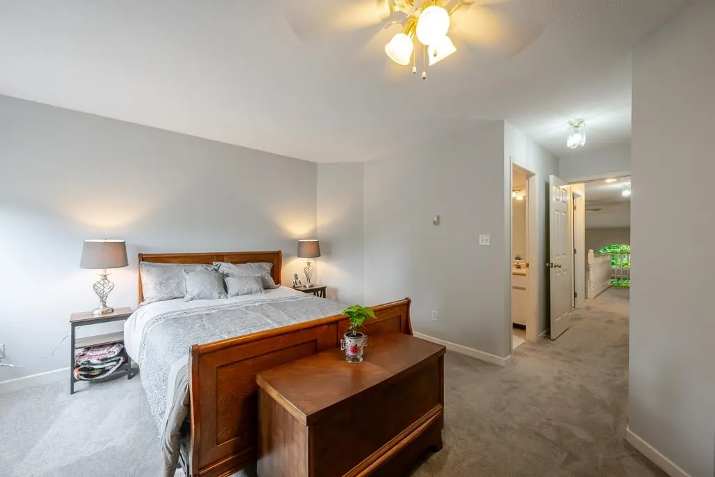 10250 155a Street #112