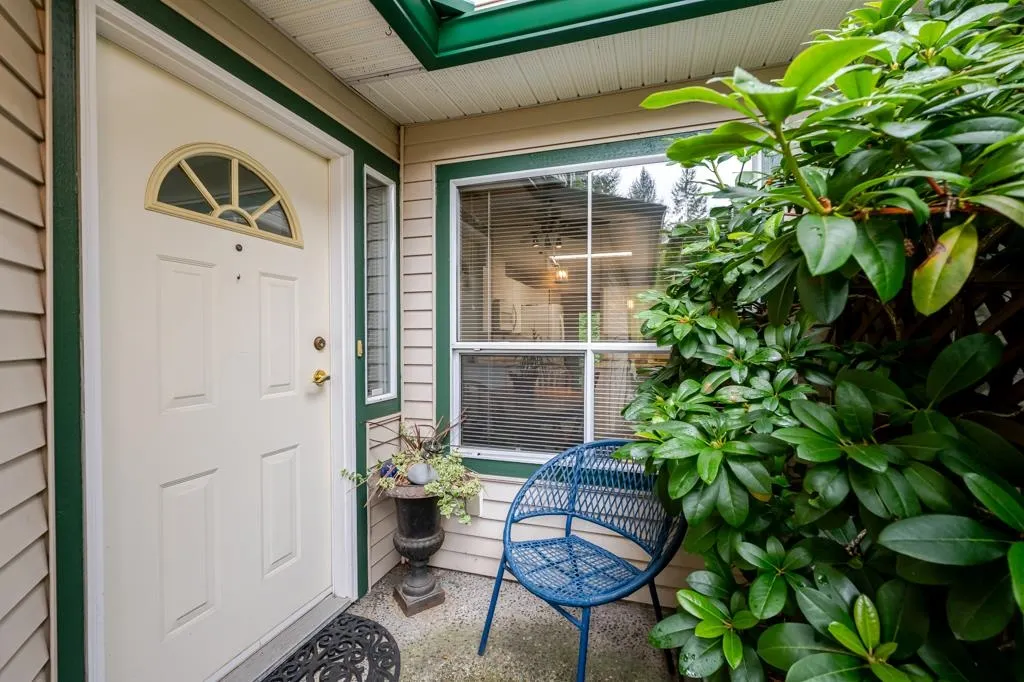 10250 155a Street #112