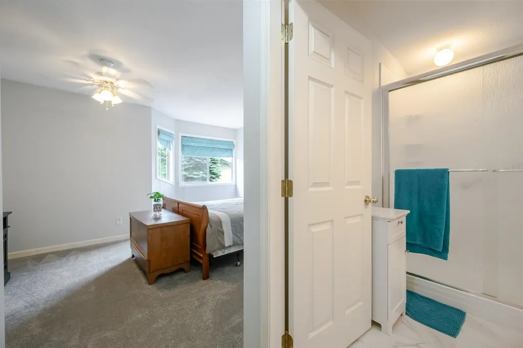 10250 155a Street #112