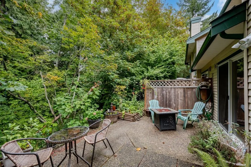 10250 155a Street #112