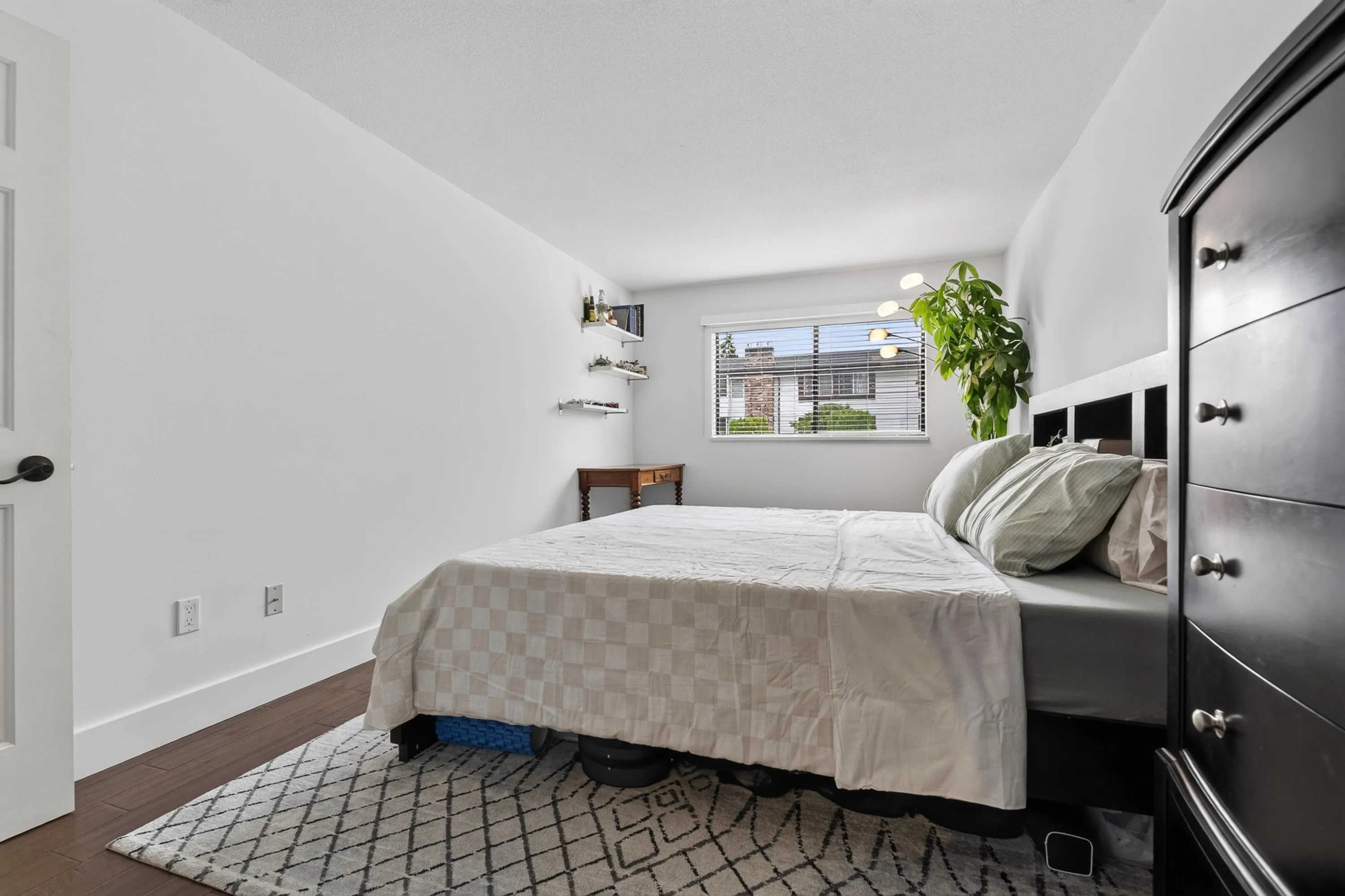 1424 Martin Street #102