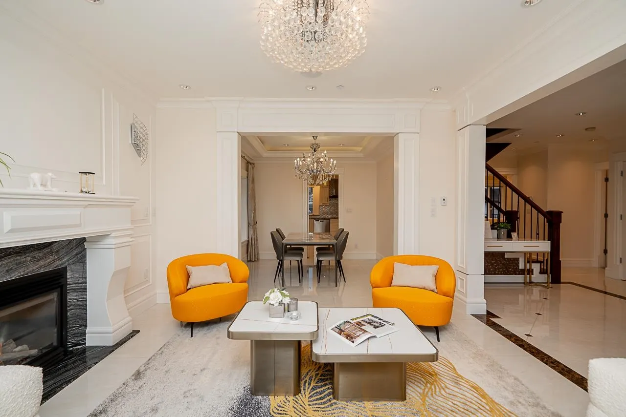 4xxx-1 W 28th Avenue