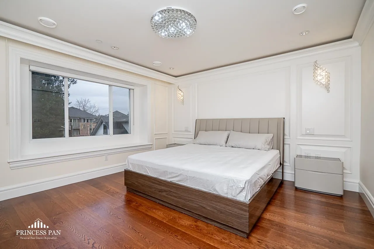 4xxxx-1 W 28th Avenue