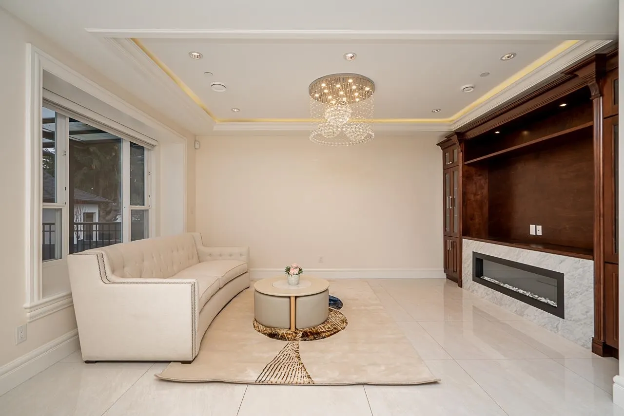 4xxxx-1 W 28th Avenue