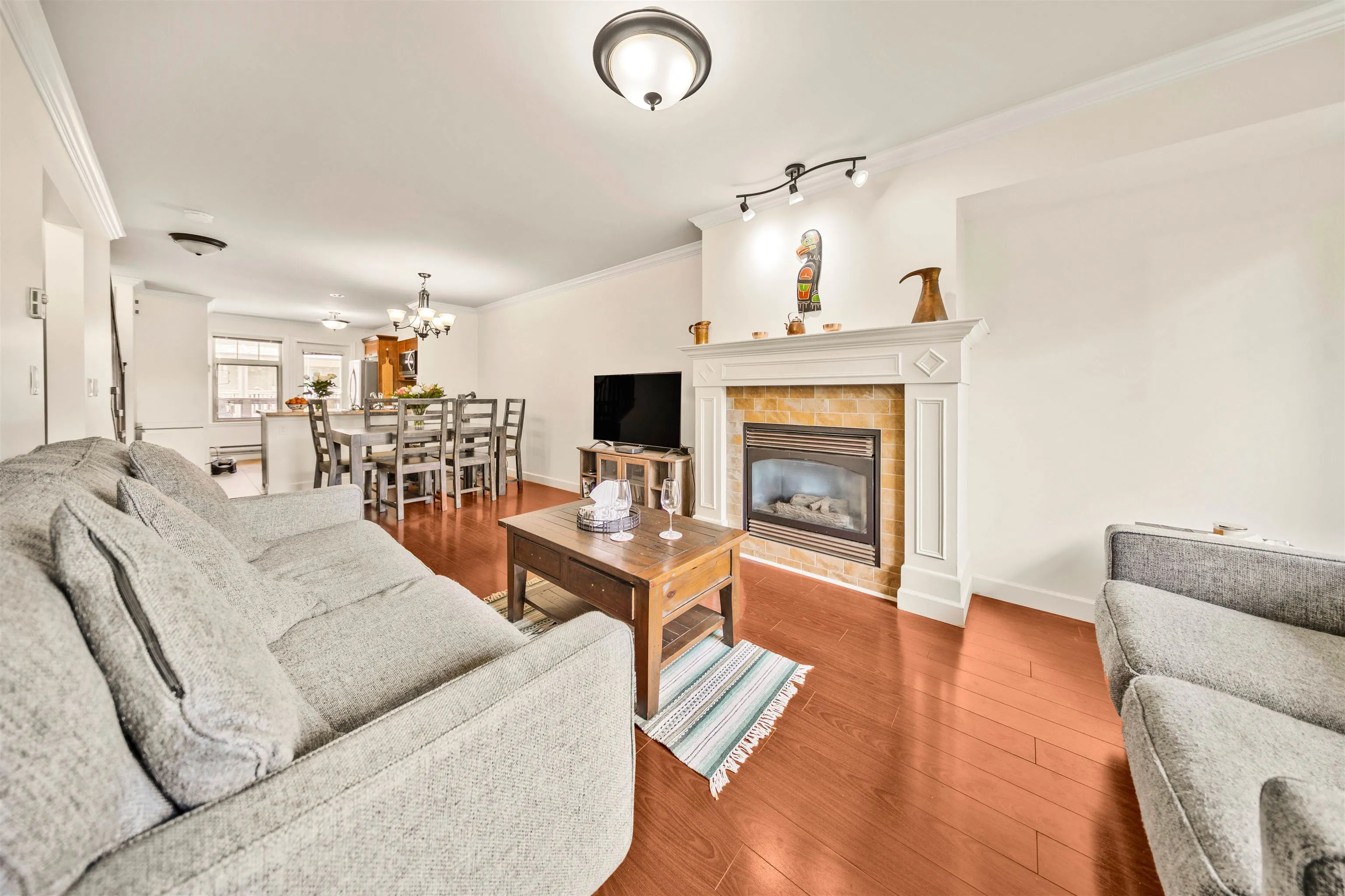 6238 192 Street #22