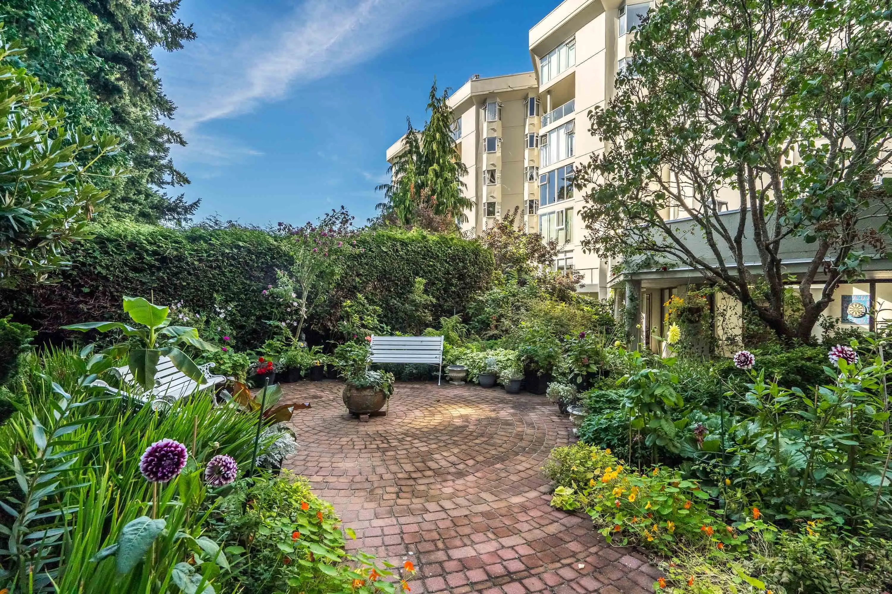1442 Foster Street #603
