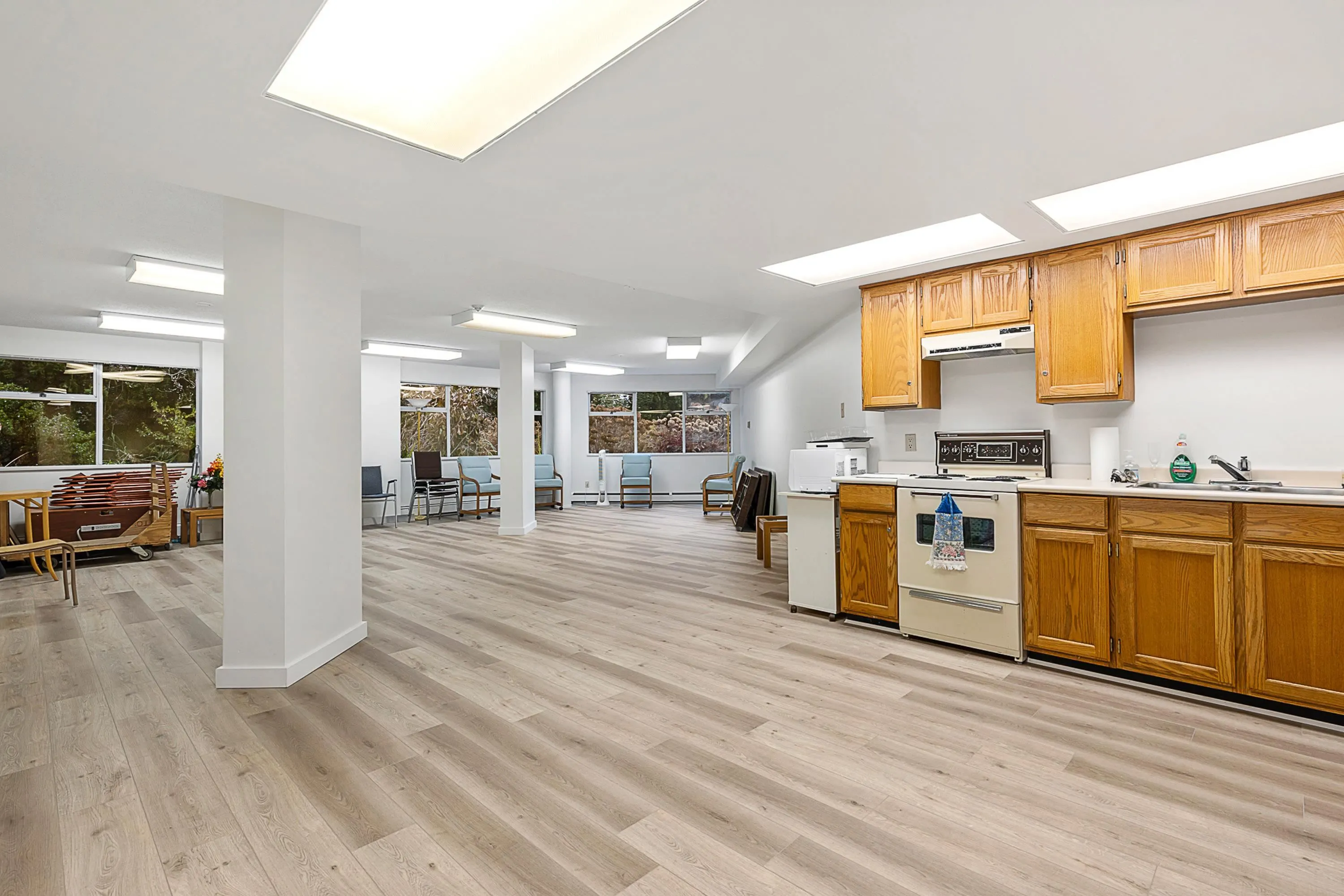 1442 Foster Street #603