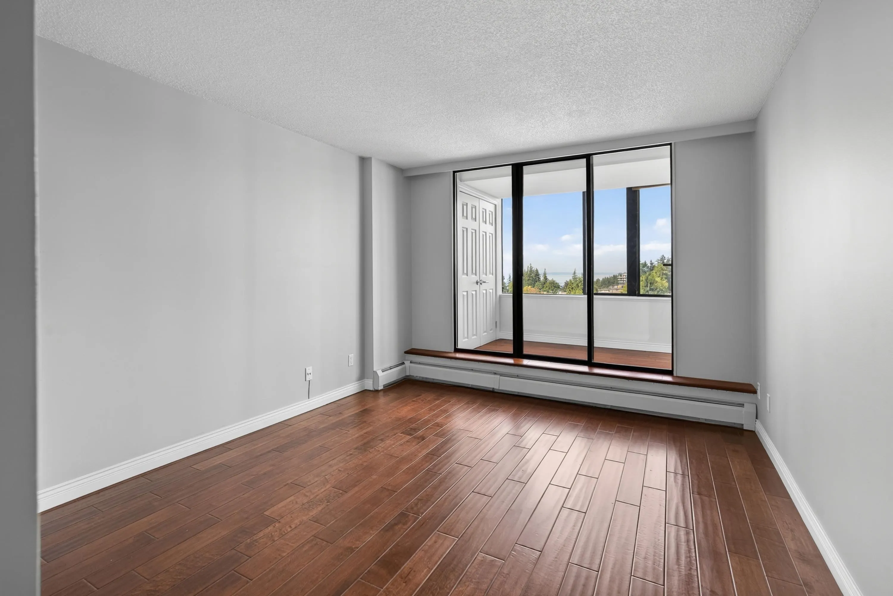 1442 Foster Street #603