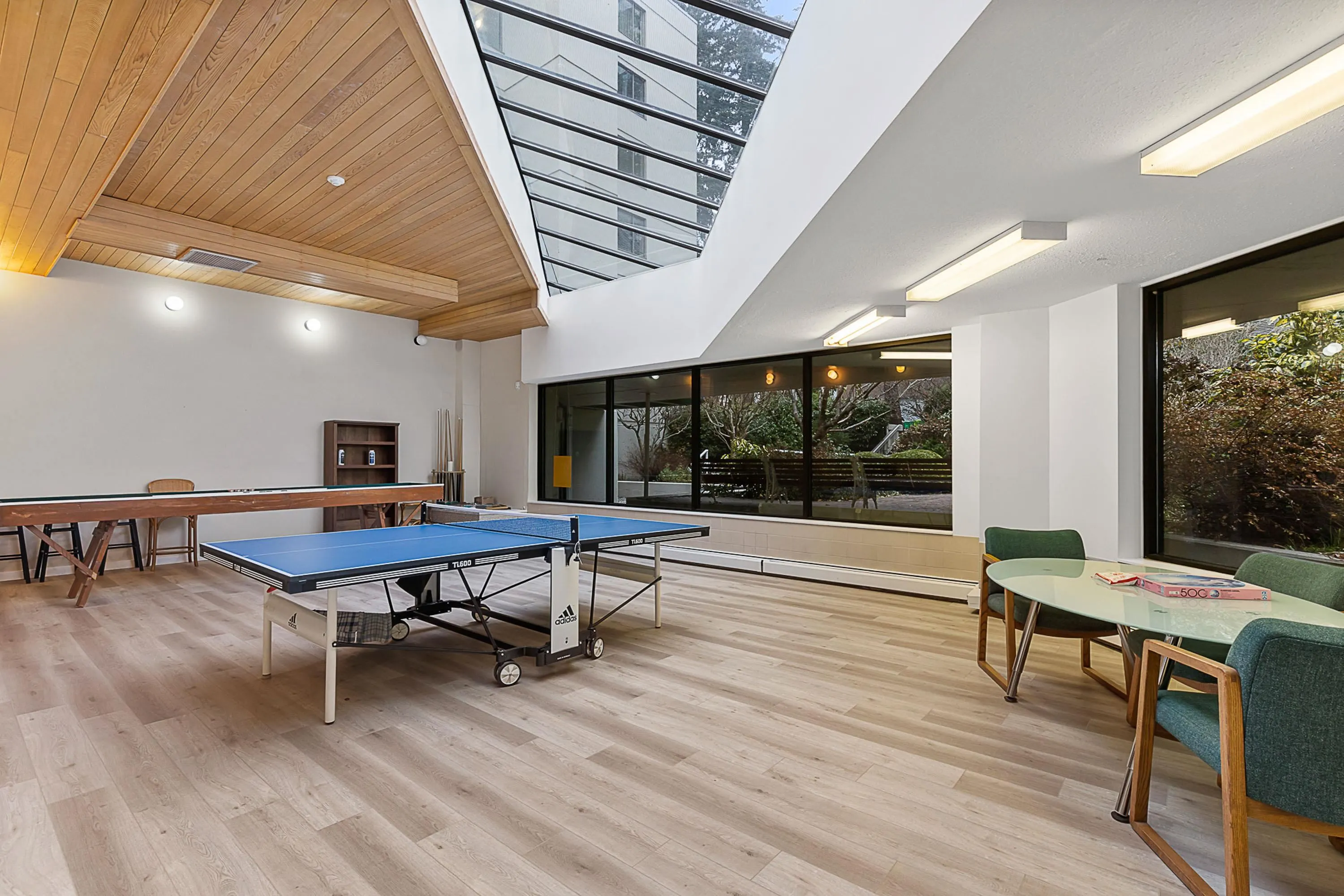 1442 Foster Street #603