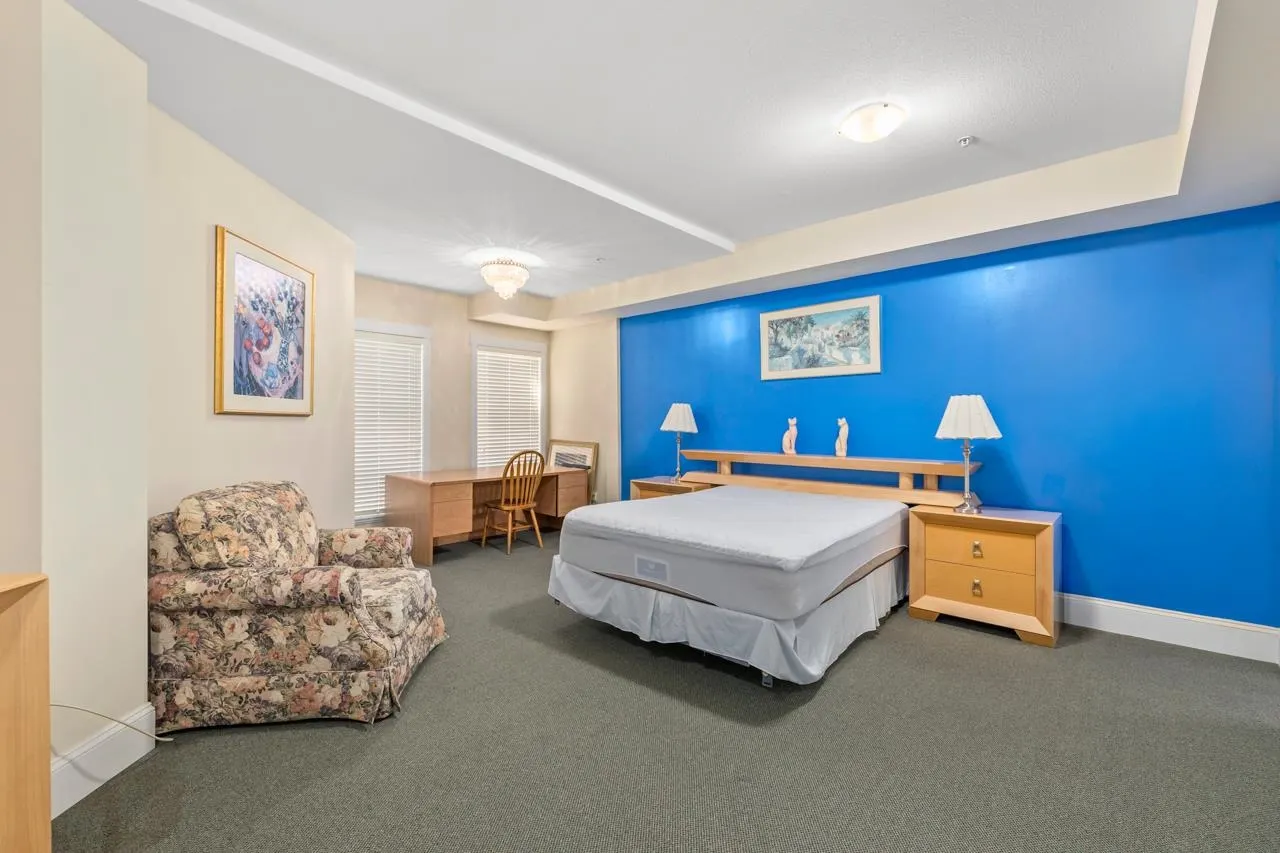 17769 57 Avenue #222