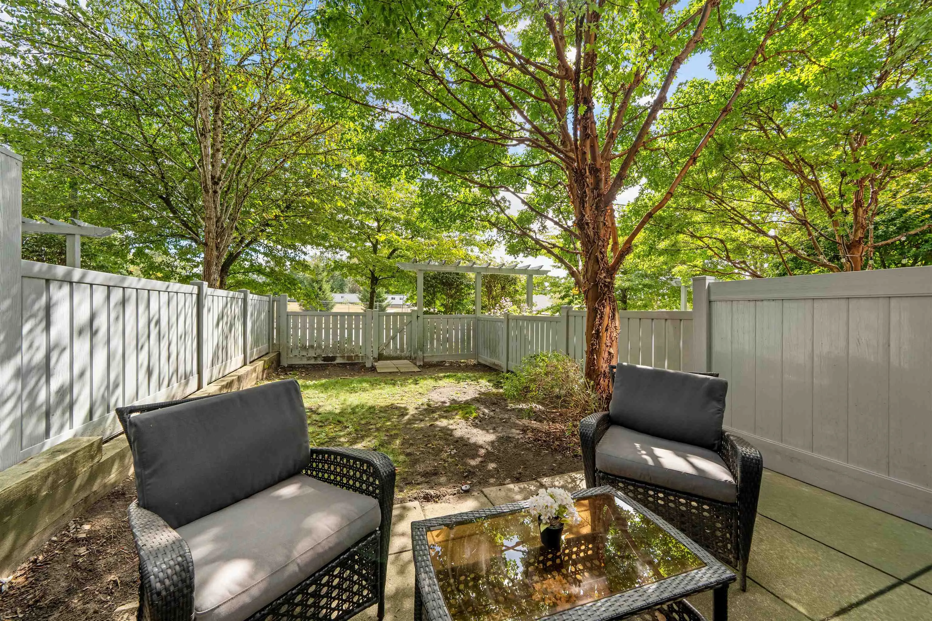 21661 88 Avenue #11