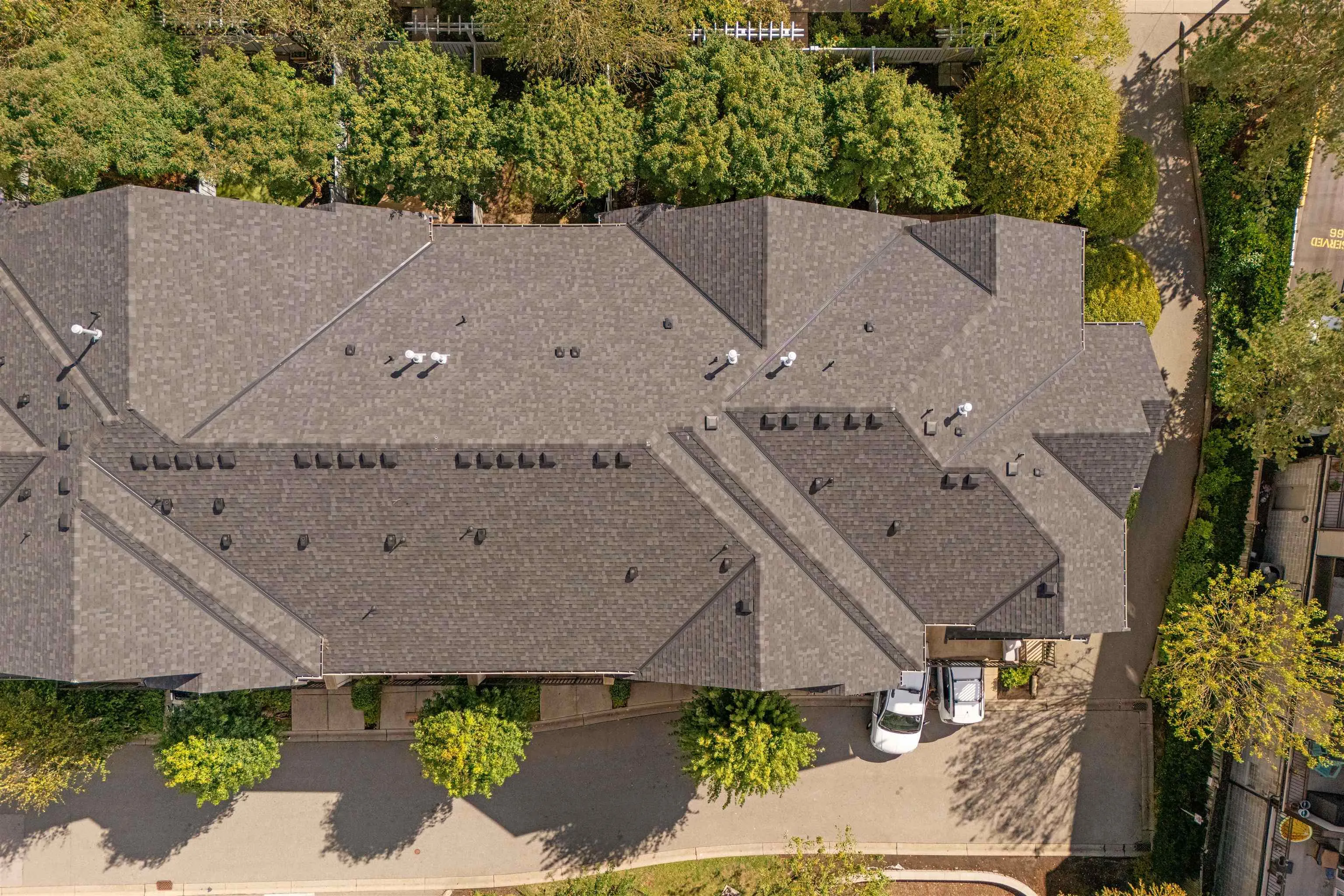21661 88 Avenue #11