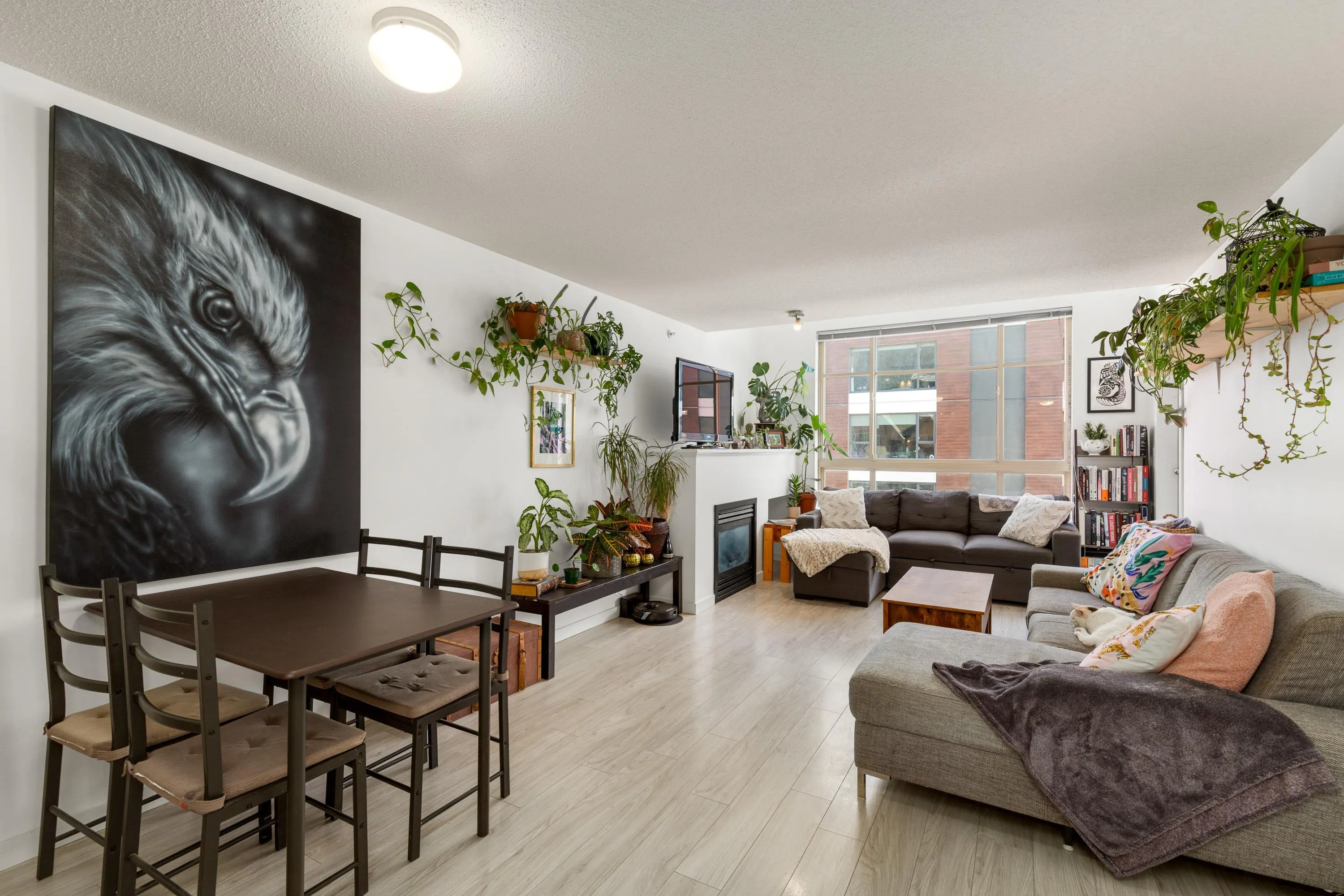 38003 Second Avenue #313