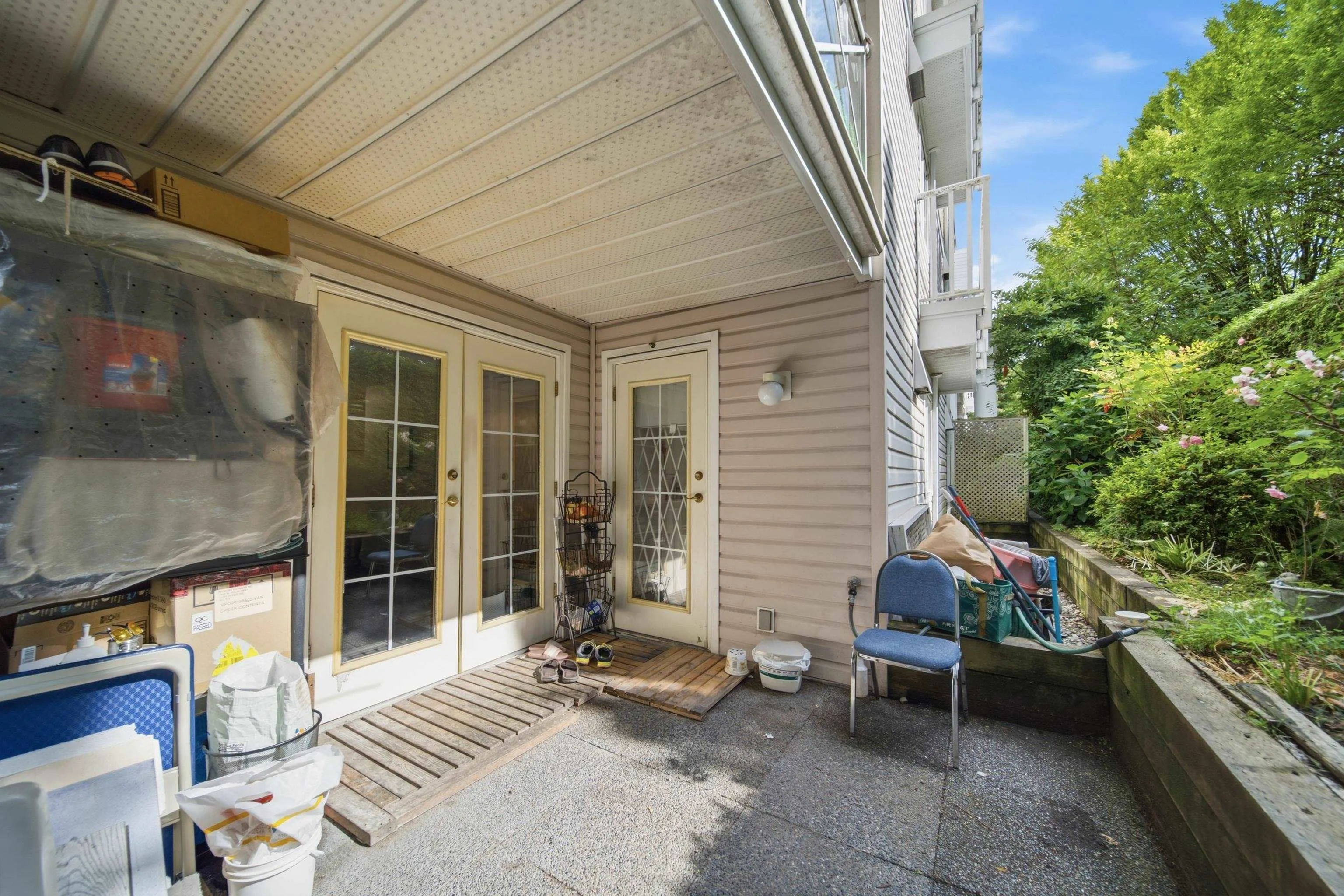 5788 Vine Street #107