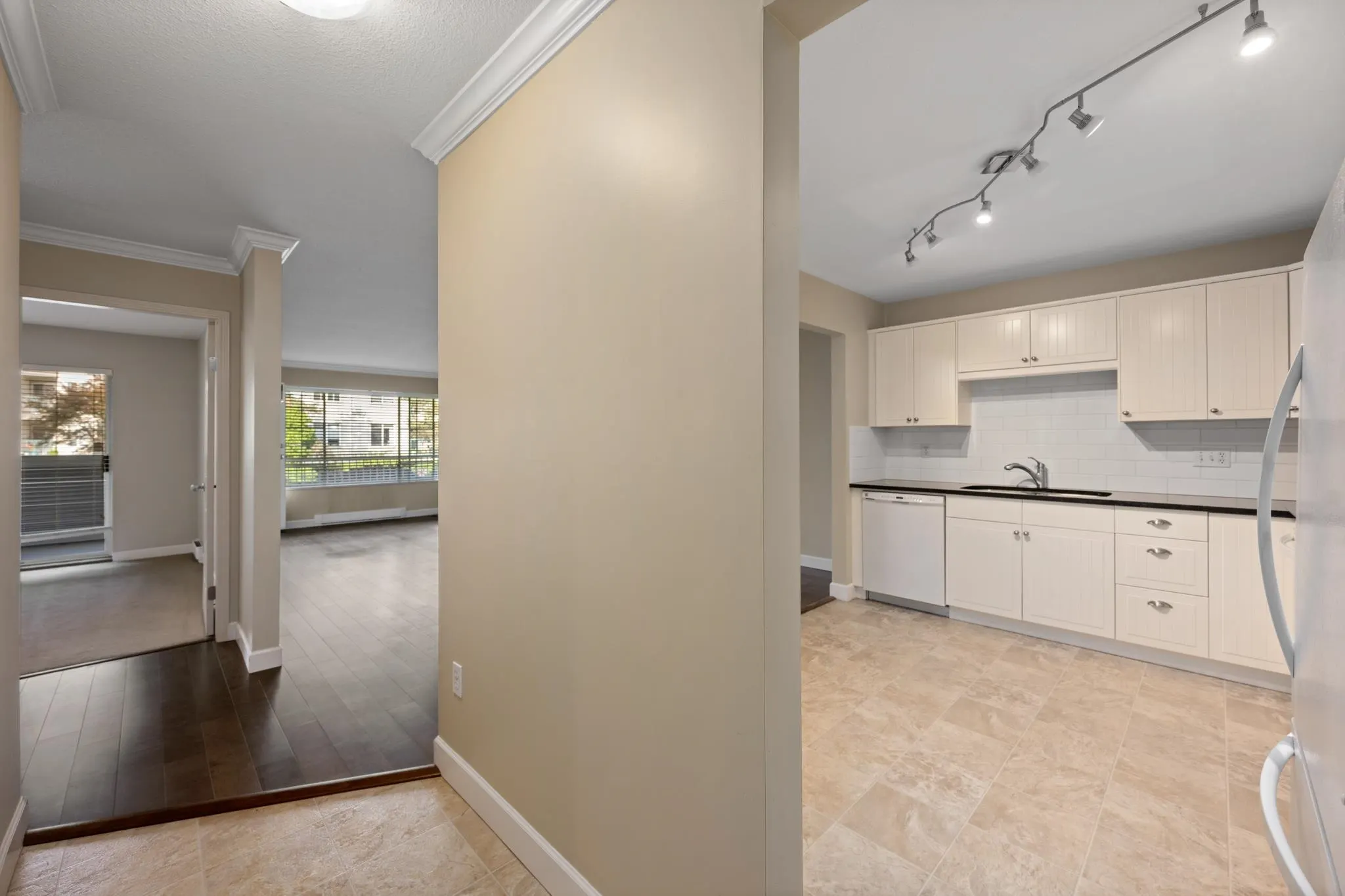 5375 205 Street #112