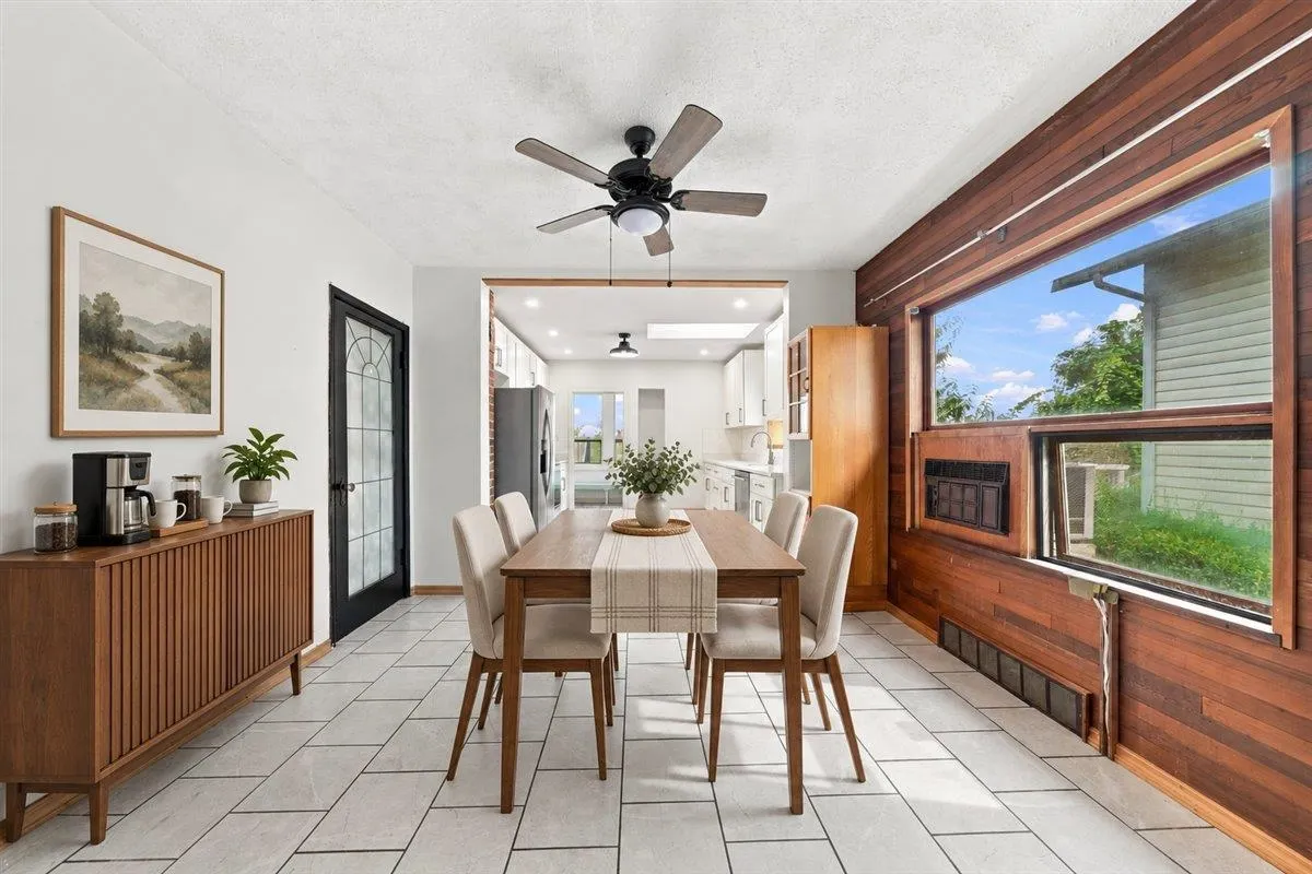 446 Kelly Street