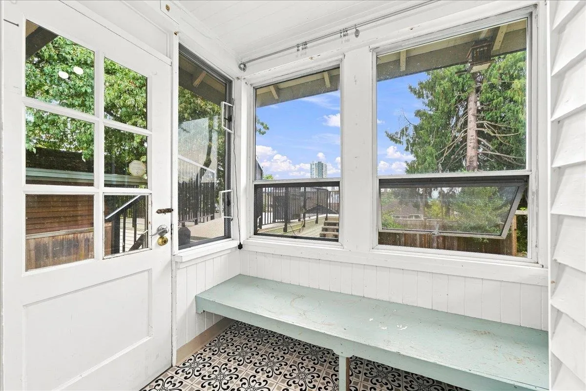 446 Kelly Street