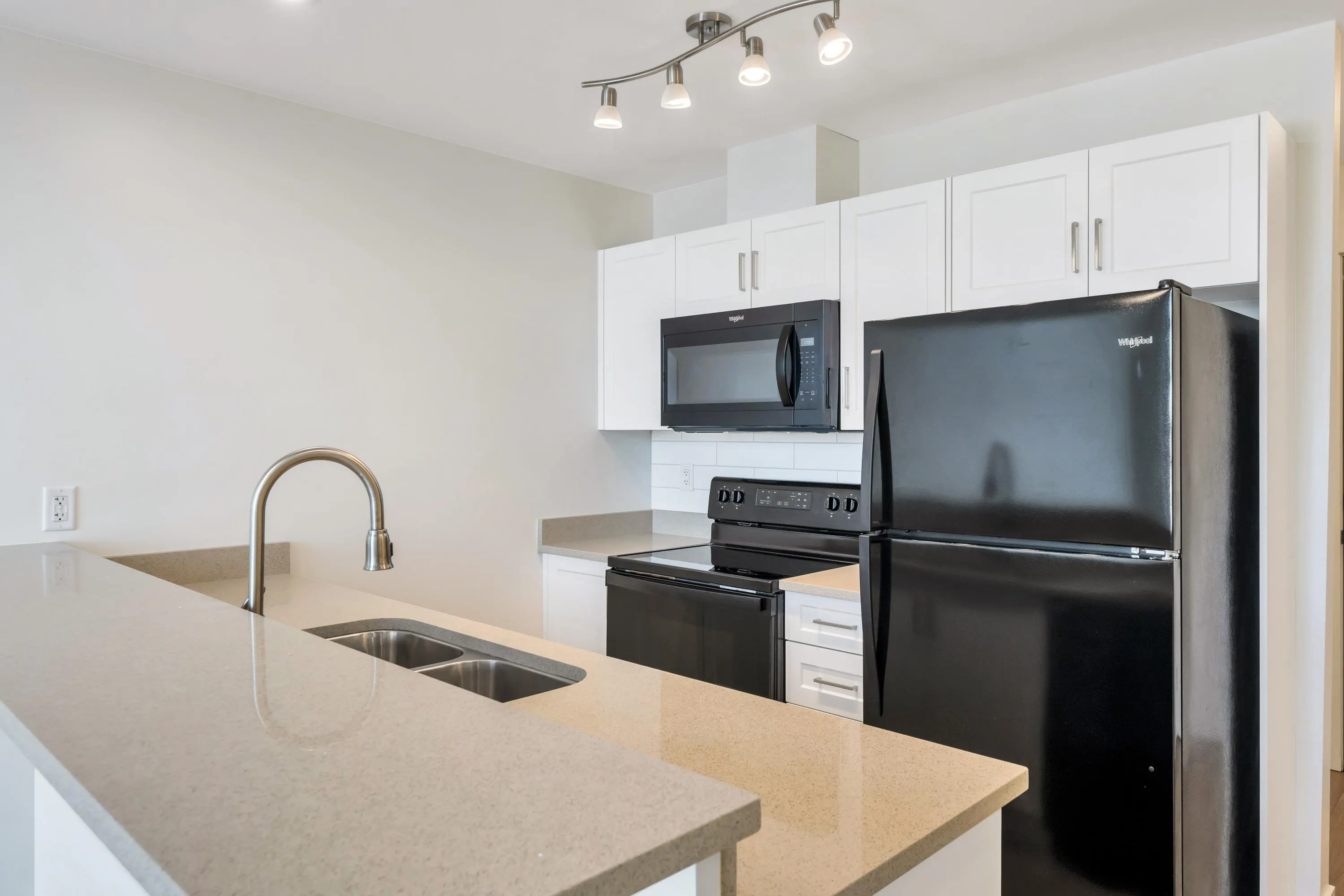 30515 Cardinal Avenue #413