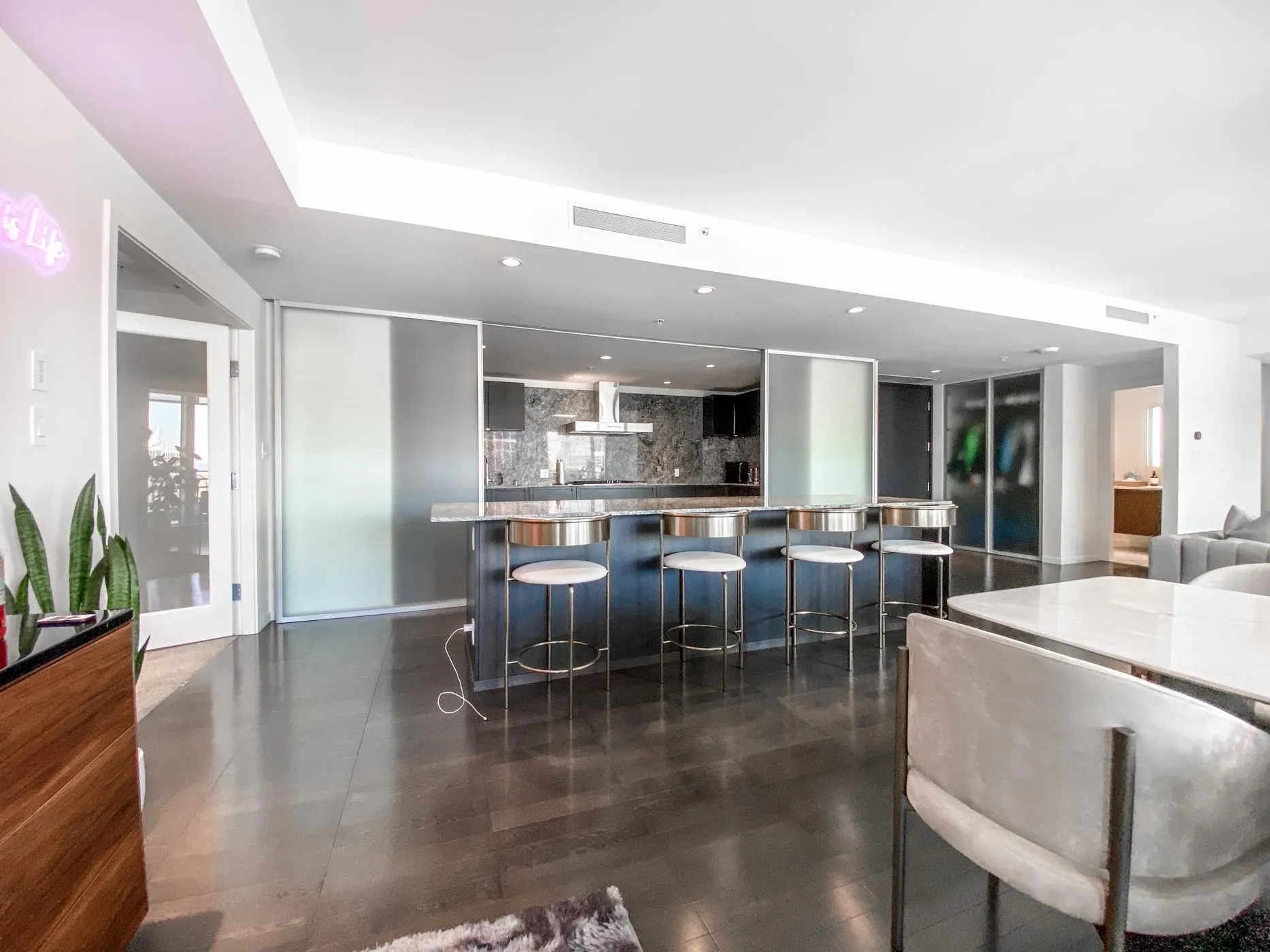 1011 W Cordova Street #2702