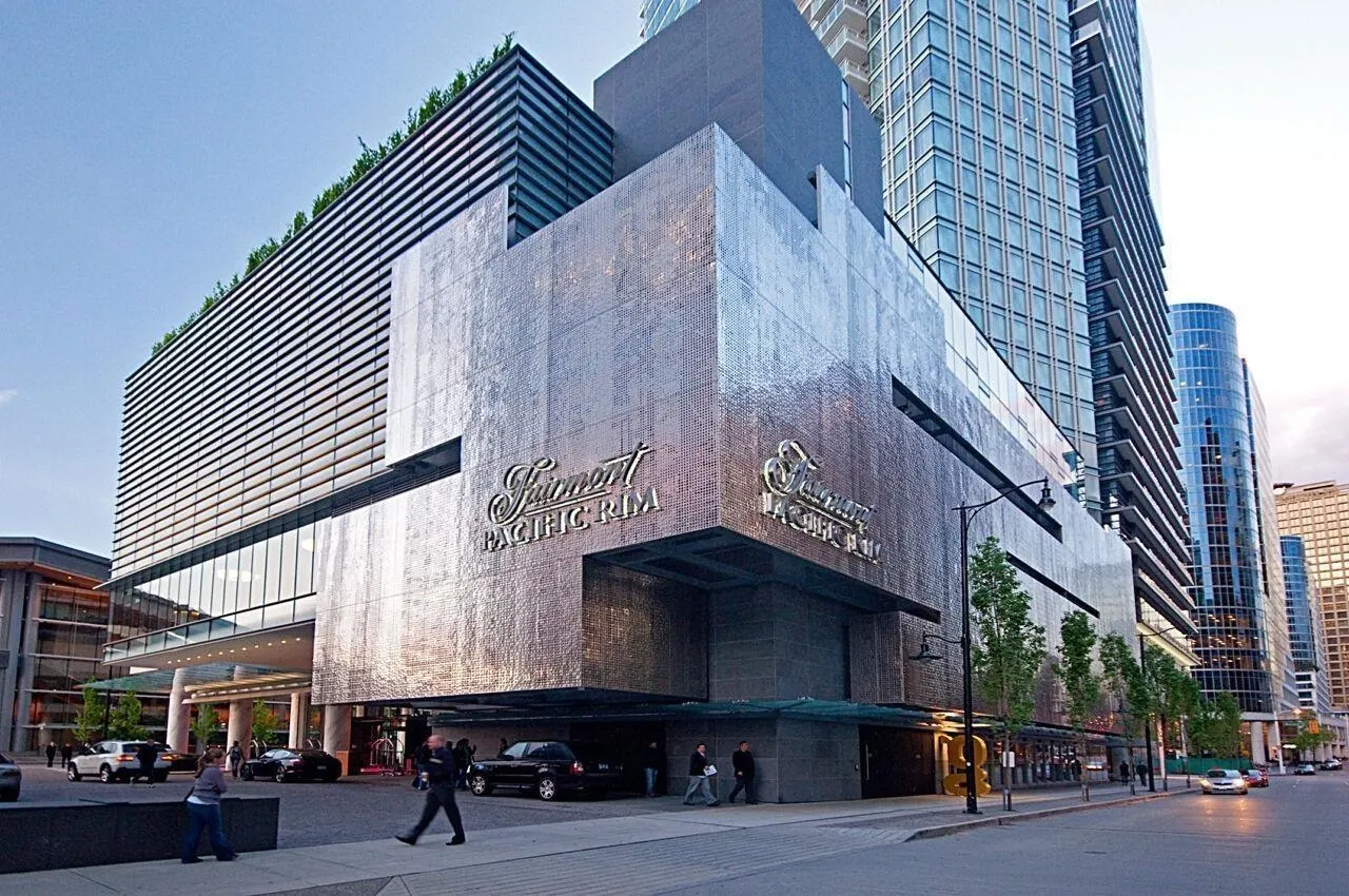 1011 W Cordova Street #2702