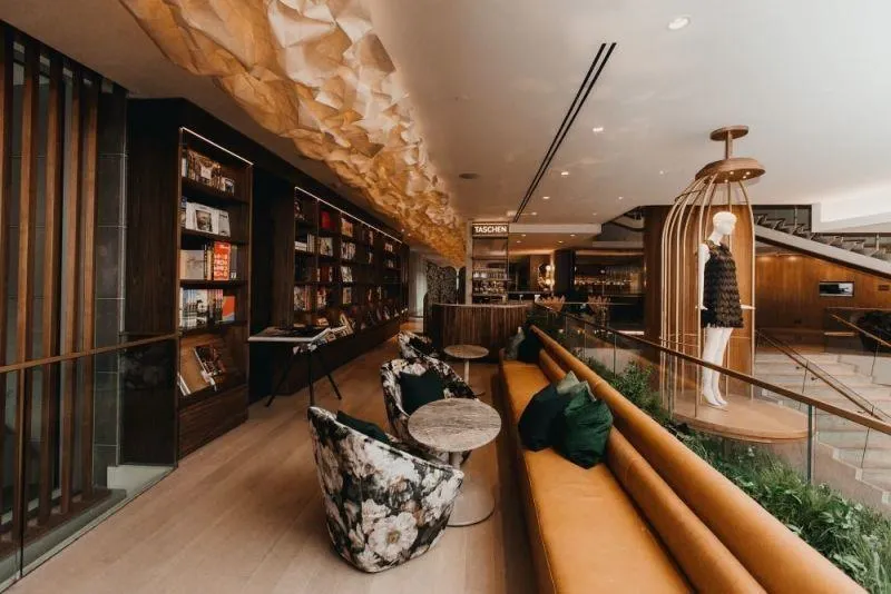 1011 W Cordova Street #2702