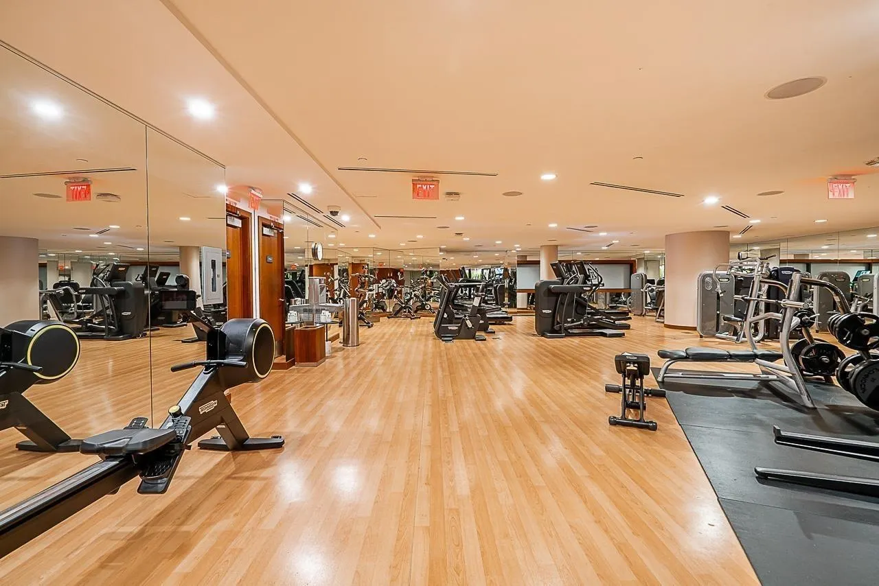1011 W Cordova Street #2702