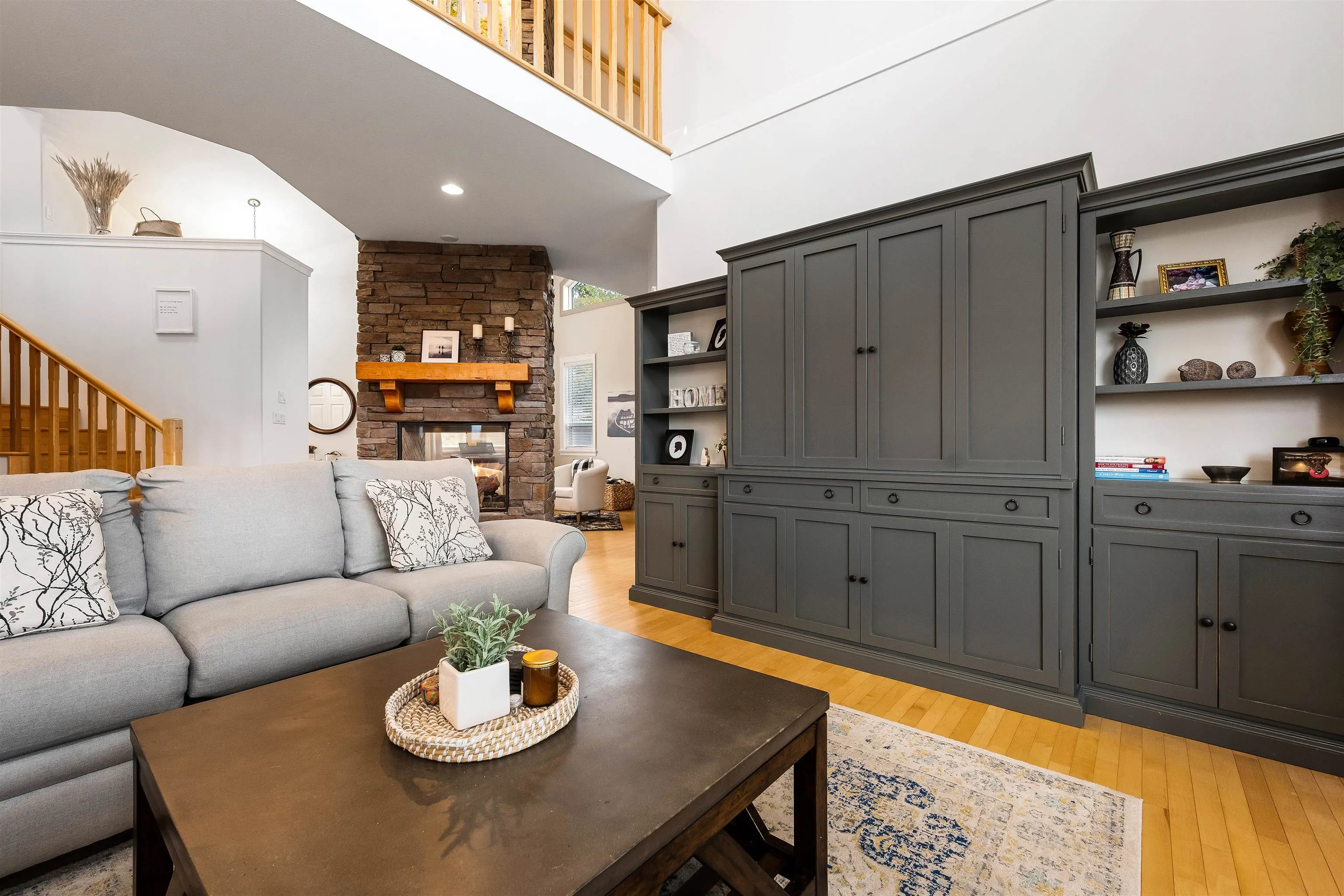 46052 Bridle Ridge Crescent