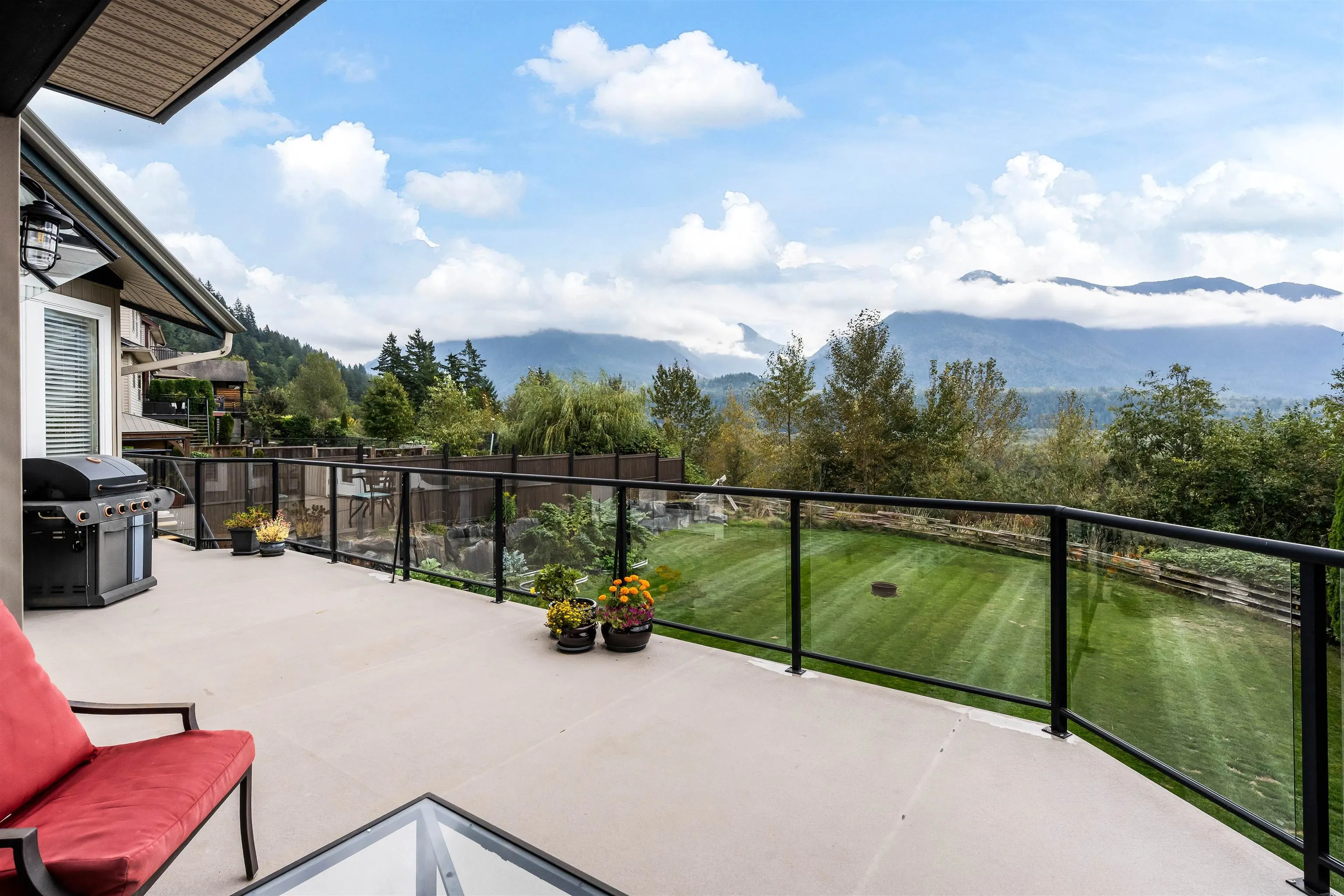 46052 Bridle Ridge Crescent