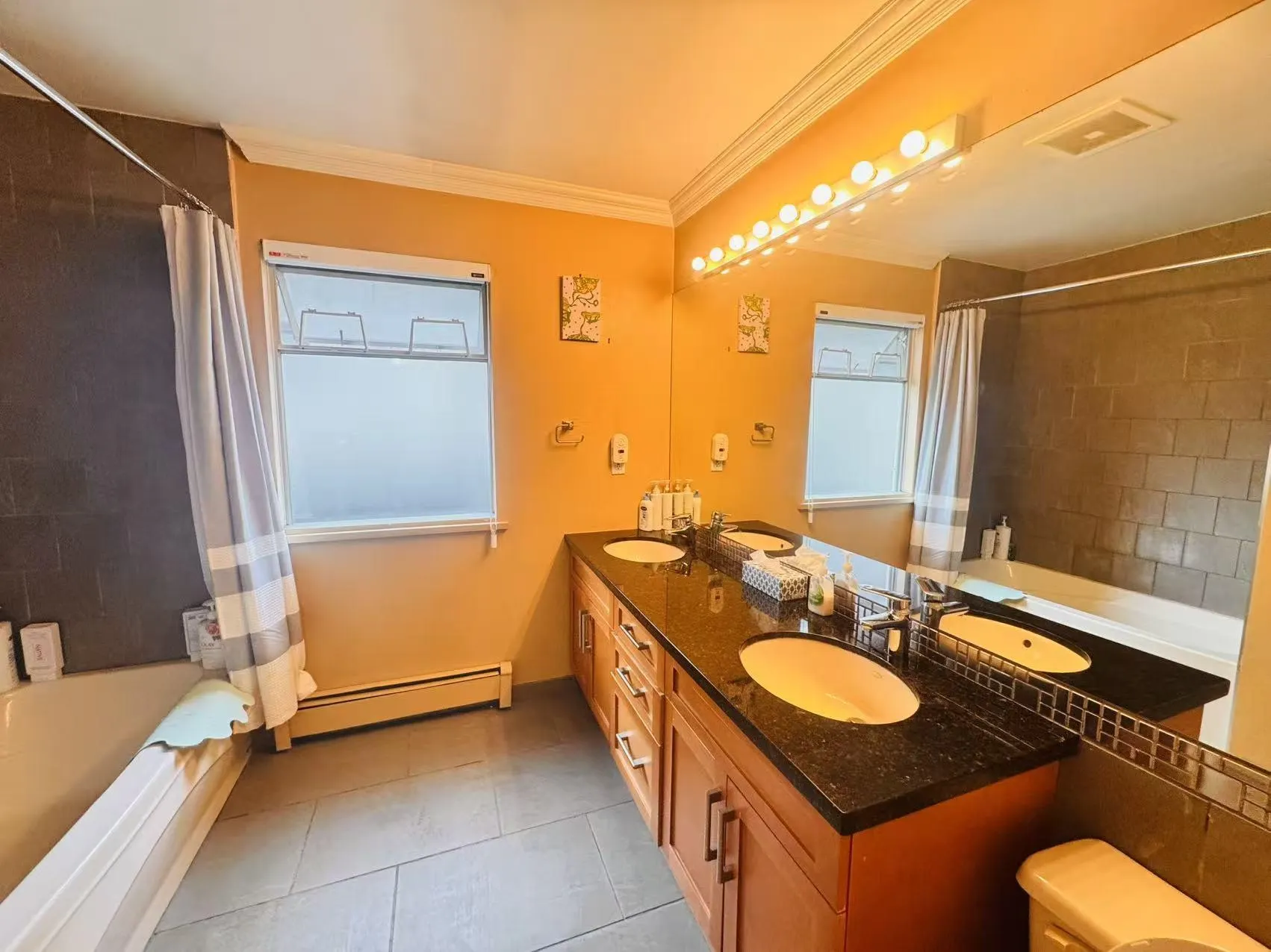 4000 W 33rd Avenue