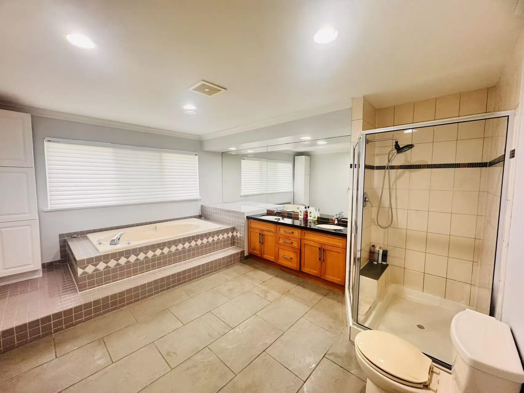 4000 W 33rd Avenue