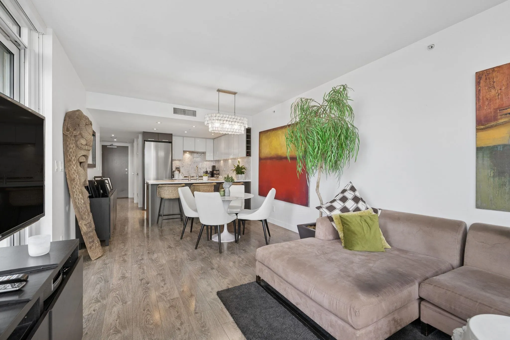 110 Switchmen Street #503