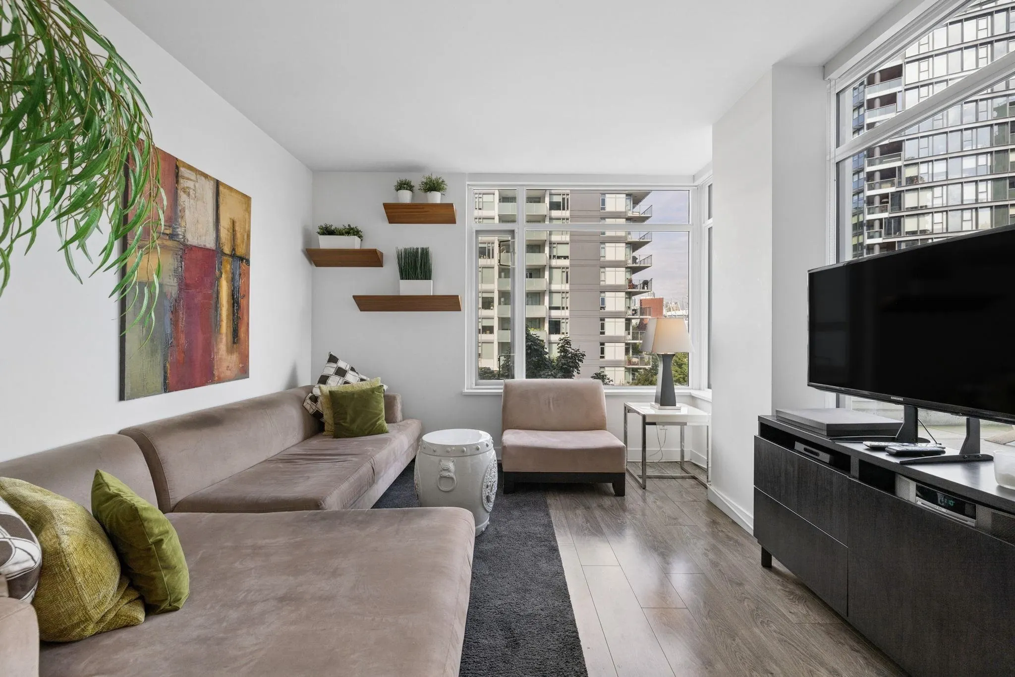 110 Switchmen Street #503