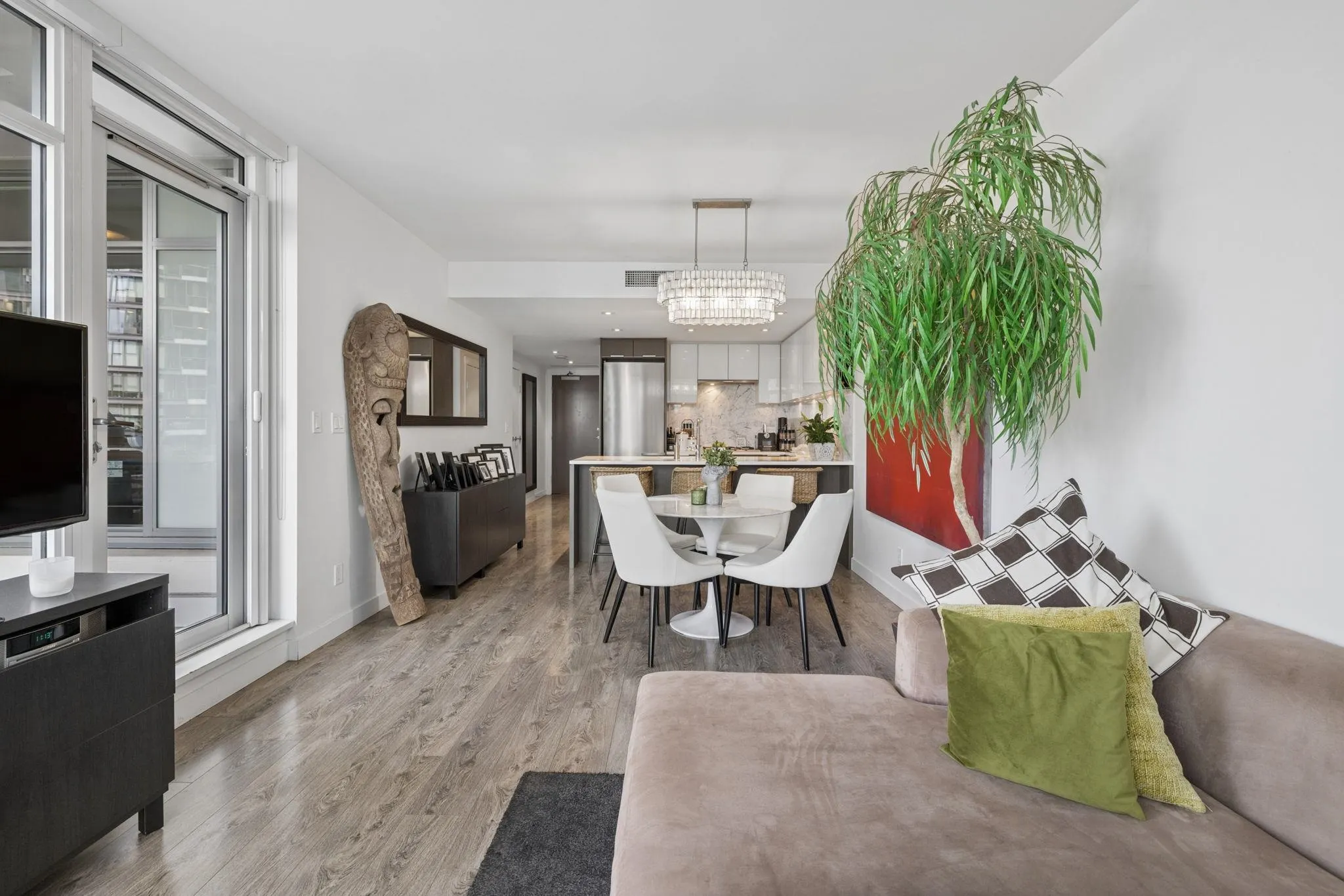 110 Switchmen Street #503