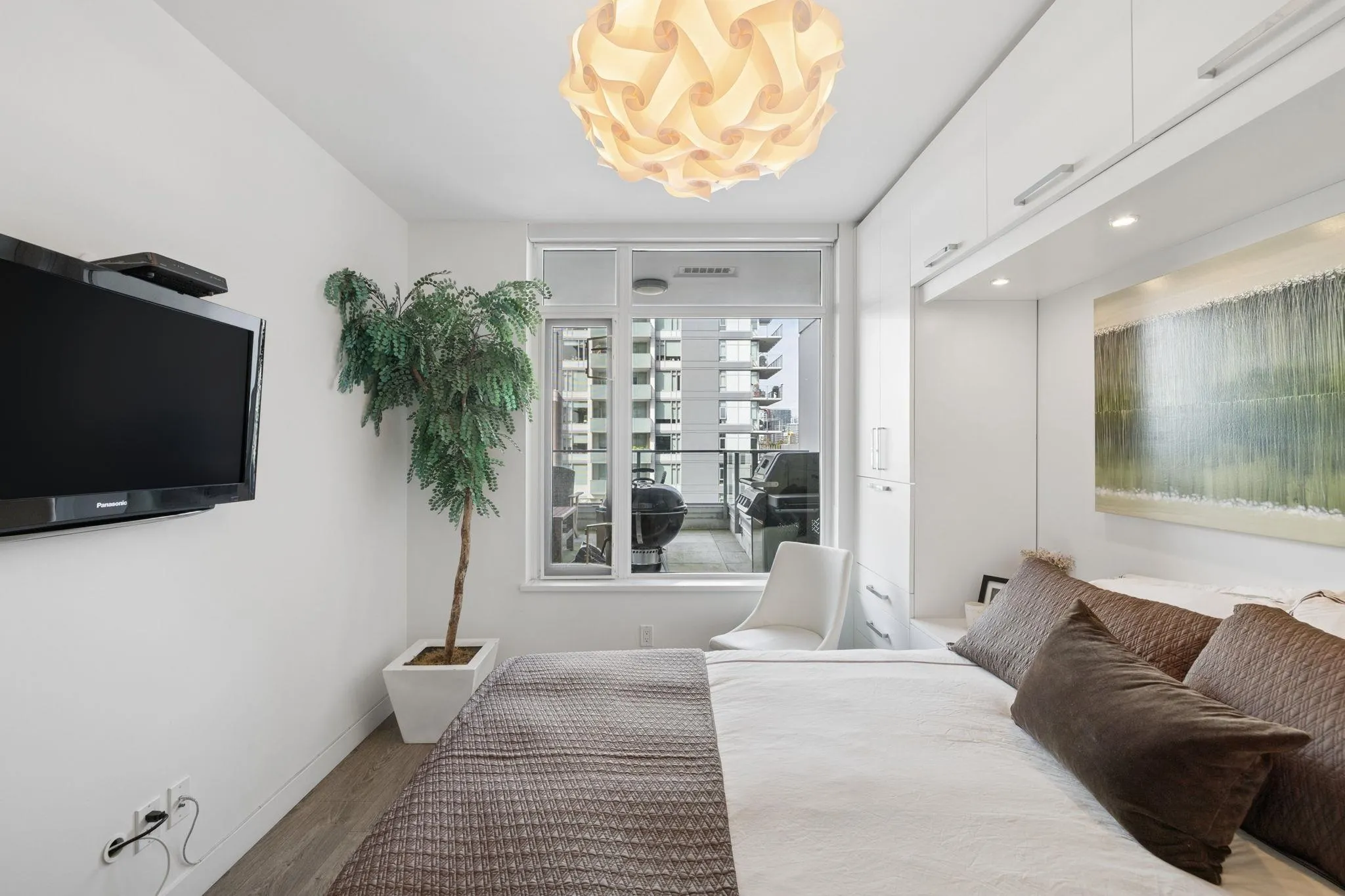 110 Switchmen Street #503