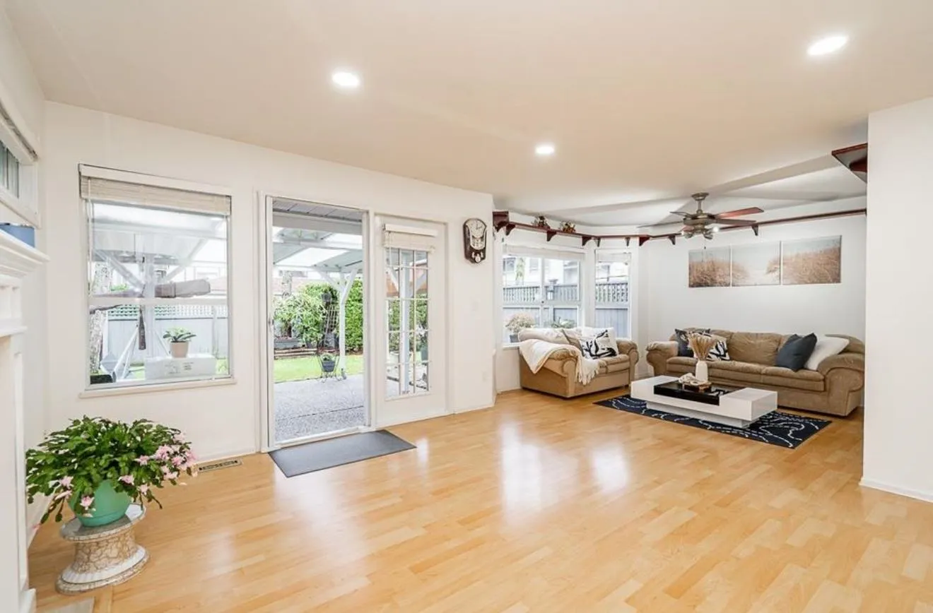10538 153 Street #104