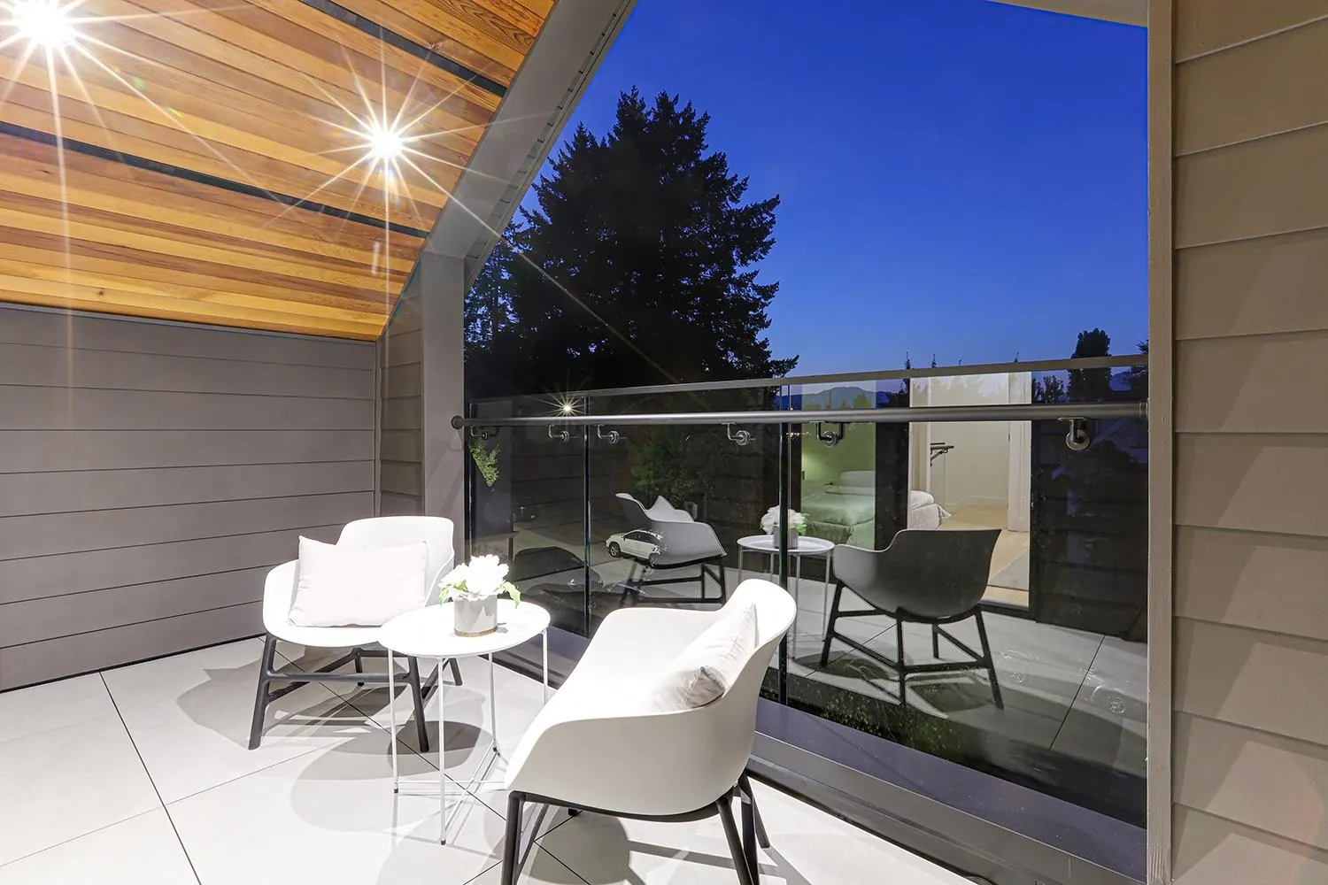 944 E 13 Avenue #1