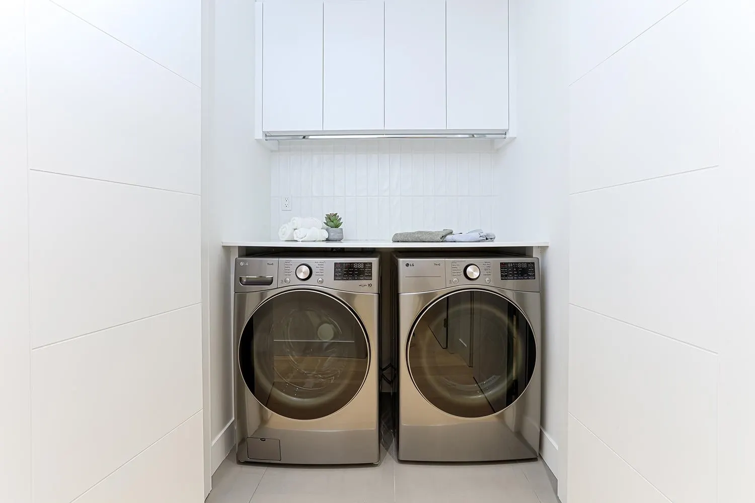 944 E 13 Avenue #1